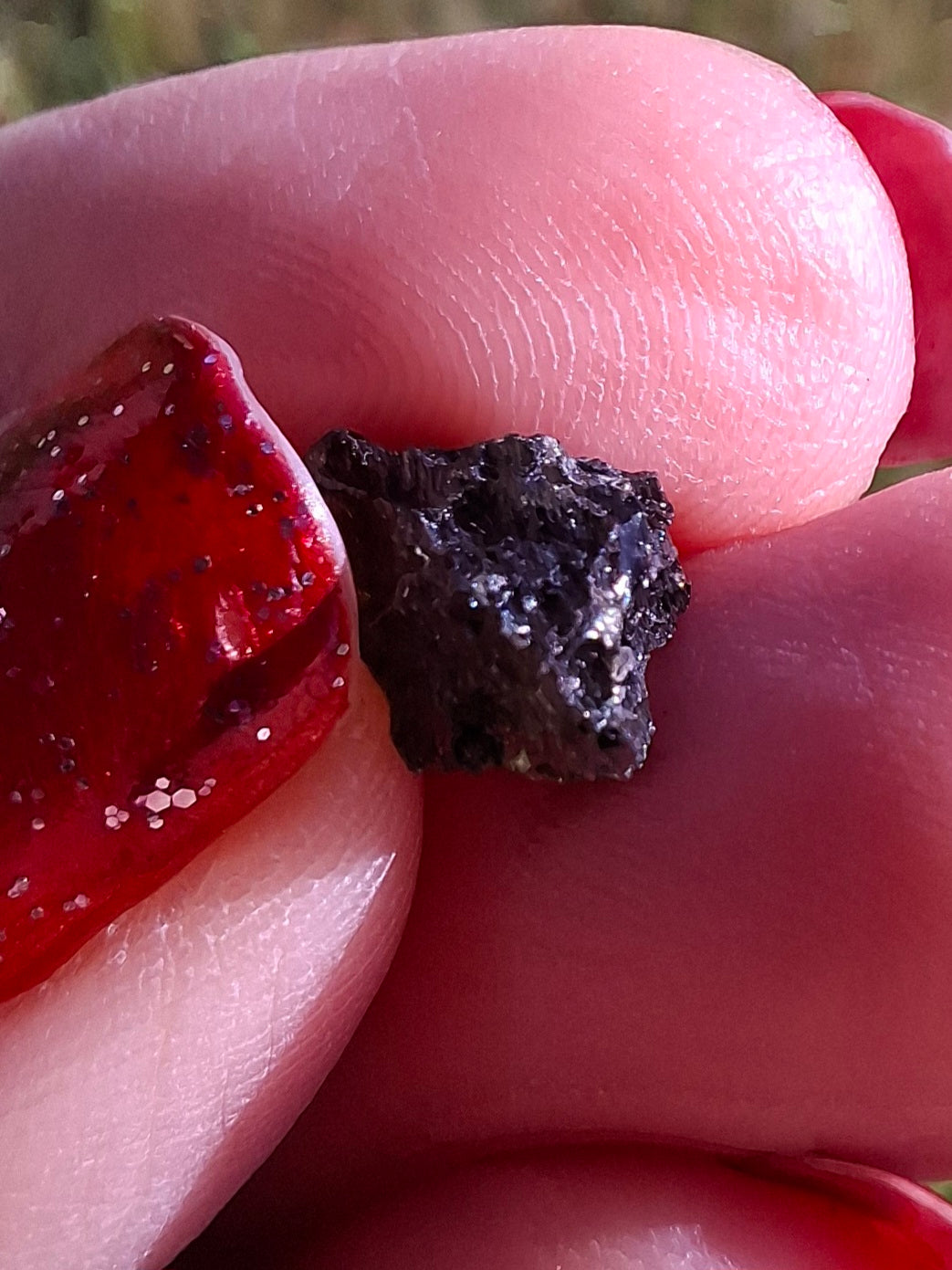 Moldavite Piece, 0.59g, Tektite (Ref: 1465)