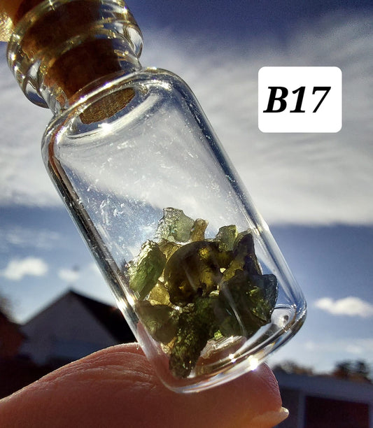 Moldavite chips (1.50g) in 3ml glass Bottle, Tektite (Ref: B17)