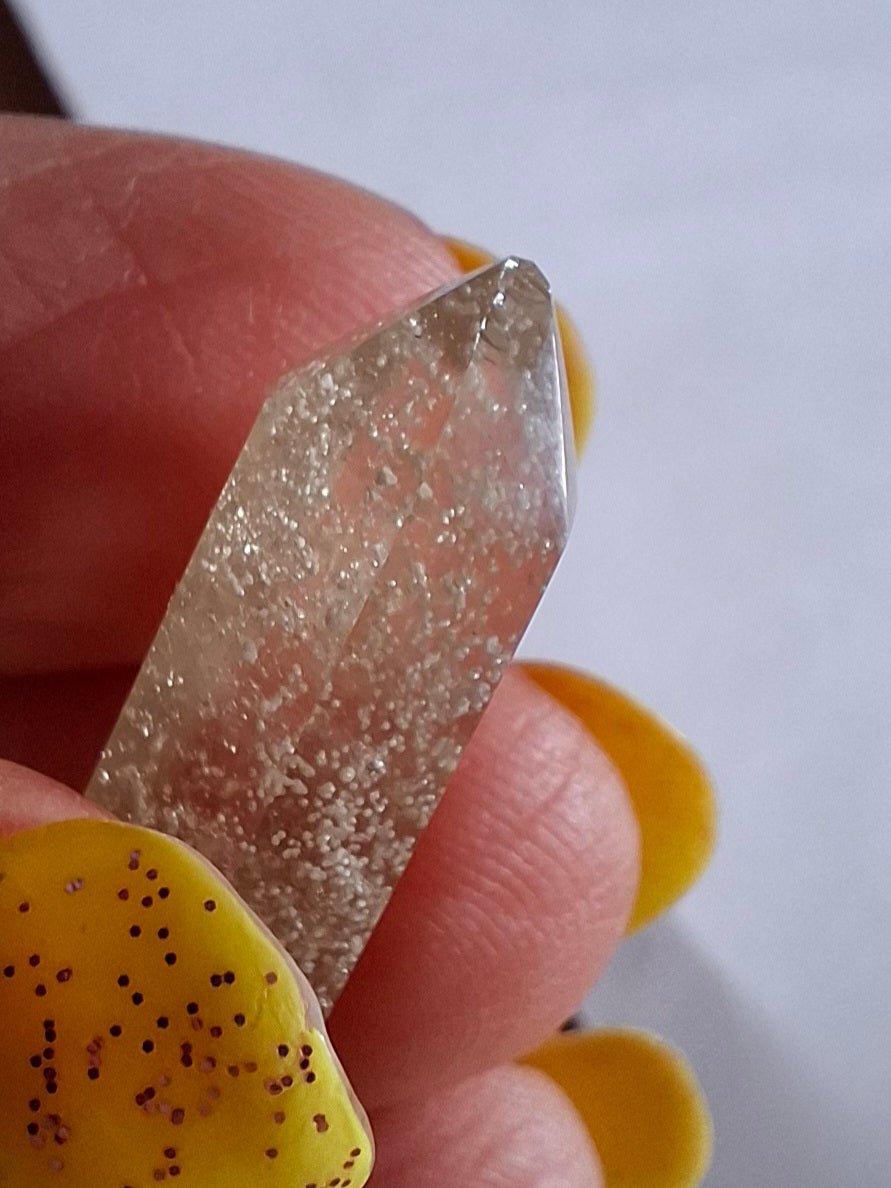 Libyan Desert Glass DT Carving, 3.94g, Tektite (Ref: LDT5)