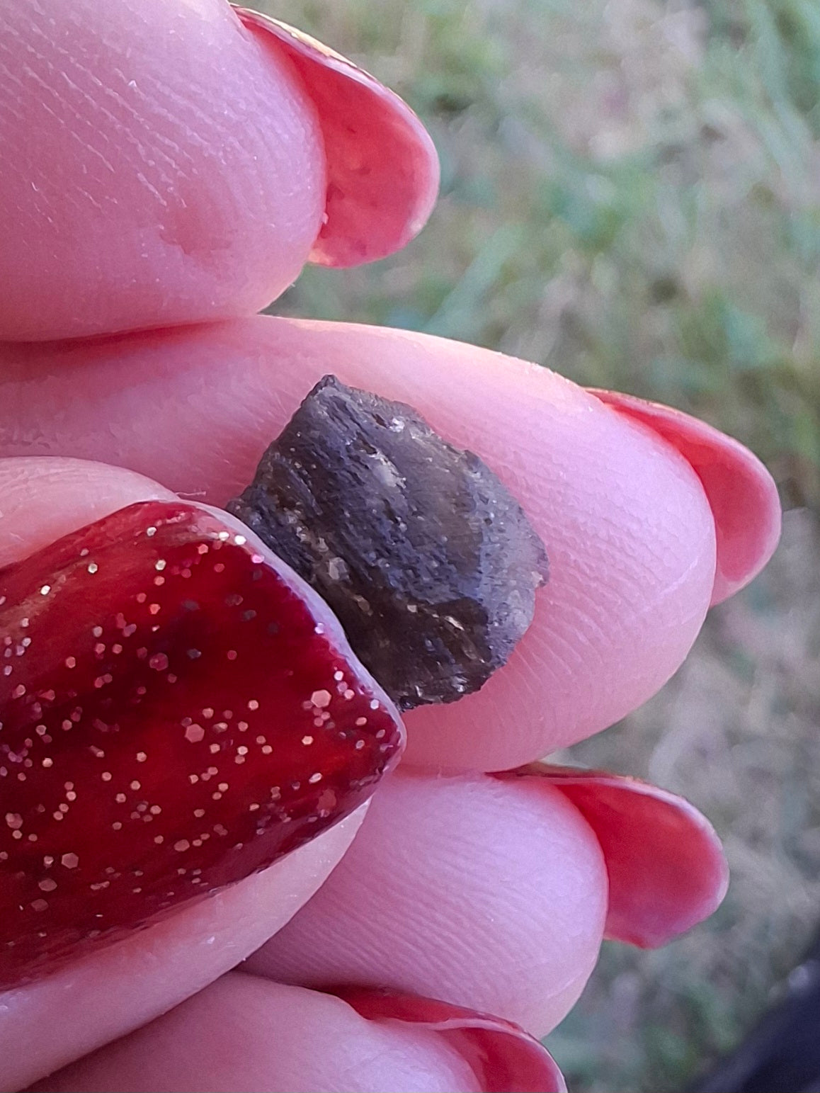 Moldavite Piece, 0.59g, Tektite (Ref: 1472)