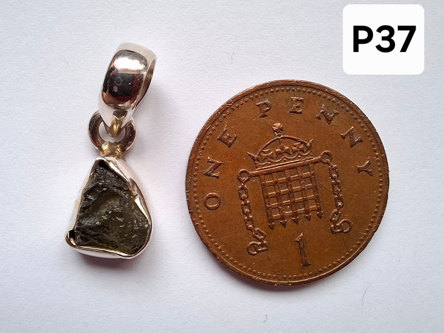 Moldavite Pendant, 925 Silver, Tektite (Ref: P37)
