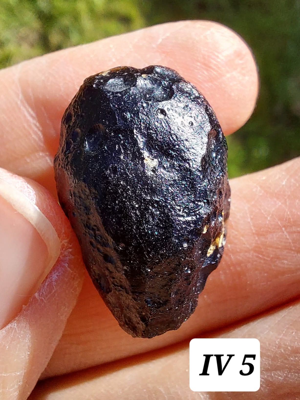 Ivory Coast (Ivorite), RAREST TEKTITE IN THE WORLD, 8.88g, Tektite (Ref: IV5)