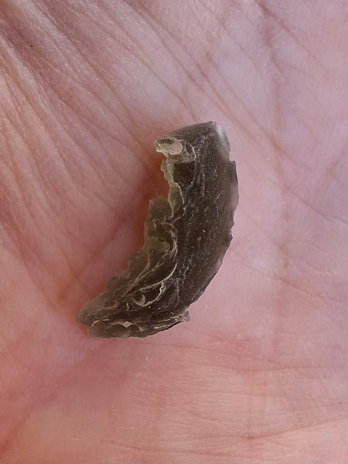 Moldavite Piece, 0.98g, Tektite (Ref: 1380)