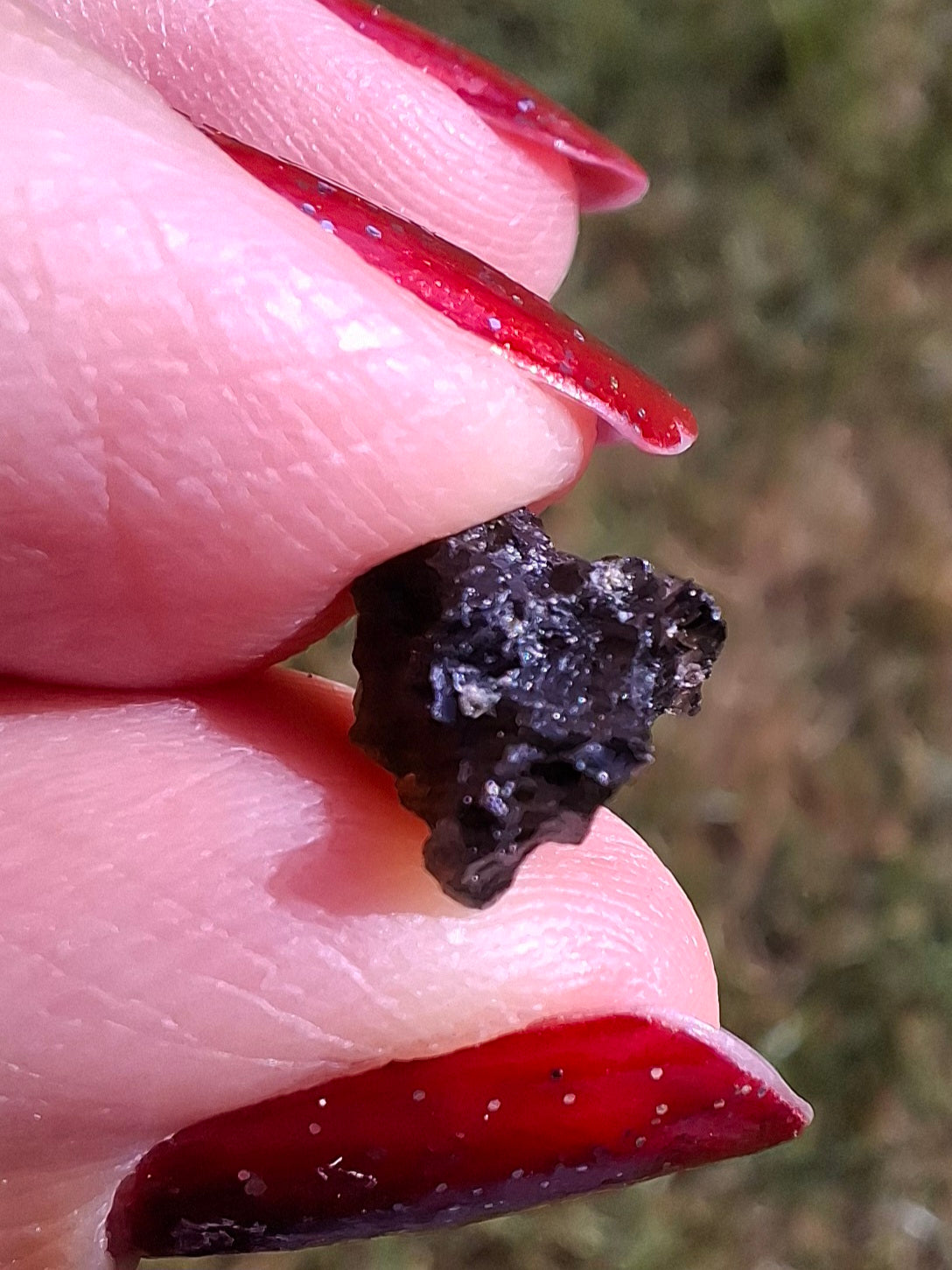 Moldavite Piece, 0.59g, Tektite (Ref: 1465)
