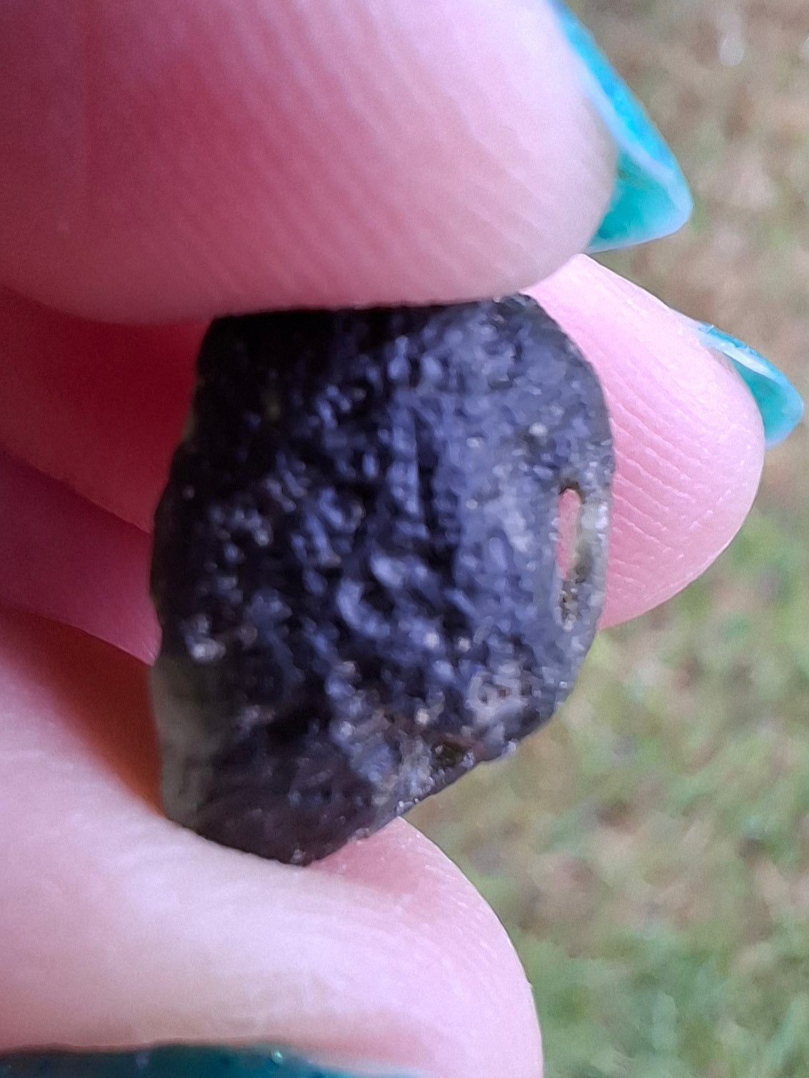 Moldavite Piece, 2.34g, Tektite (Ref: 1414)