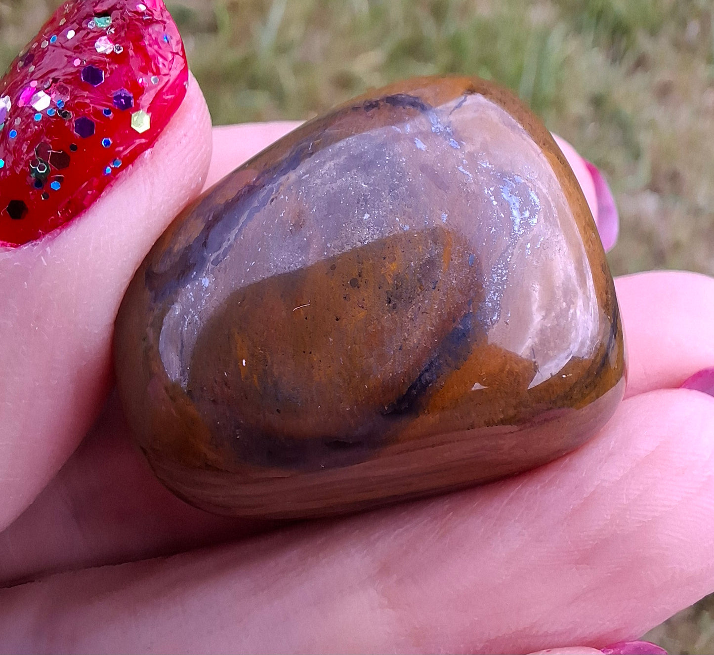 Tigers Eye, Tumble Stone, Crystal (Ref: T131)