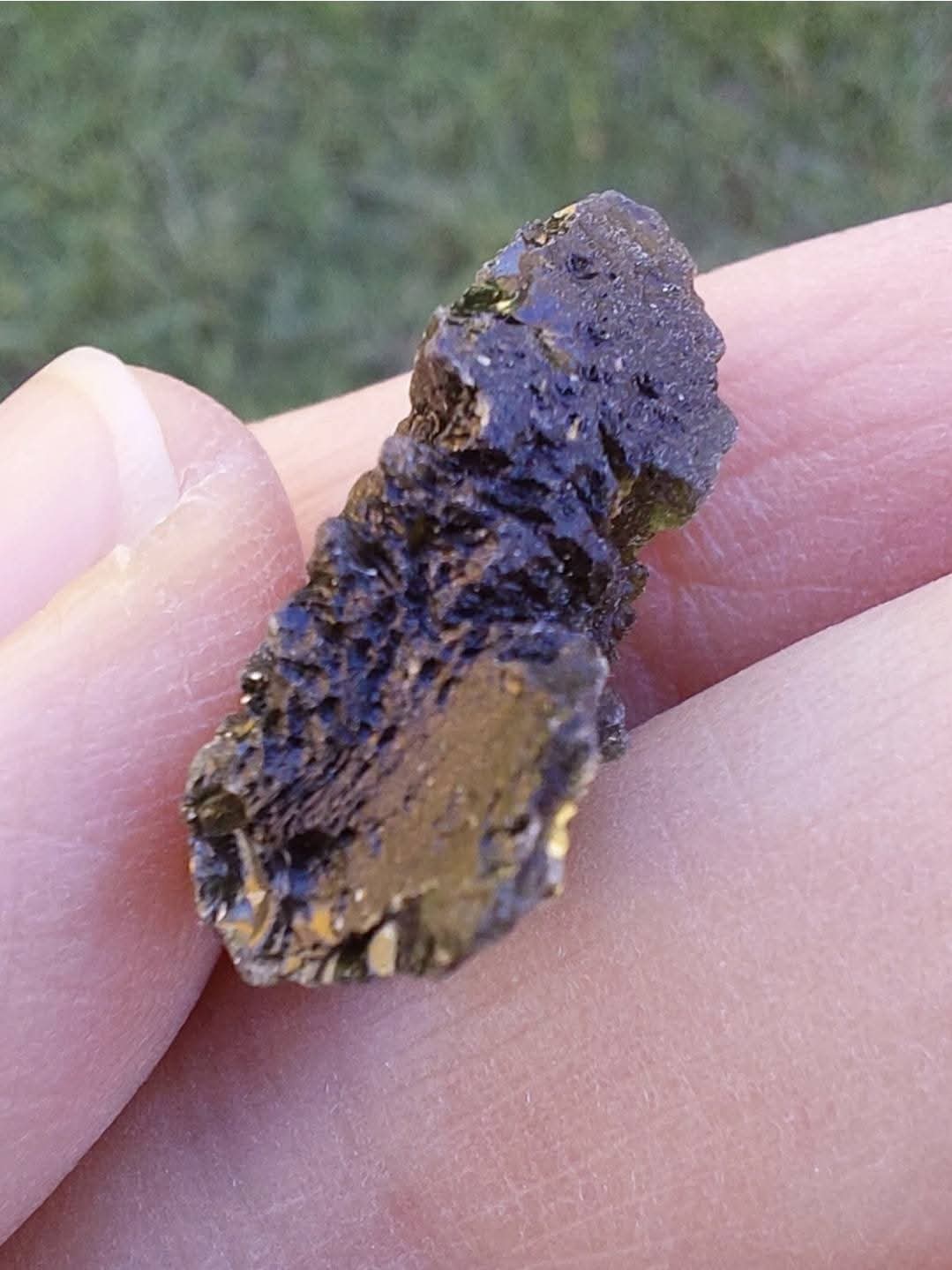 Moldavite Piece, CHLUM, 3.51g, Tektite (Ref: 1053)