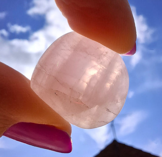 Rose Quartz, Tumble Stone, Crystal (Ref: T92)