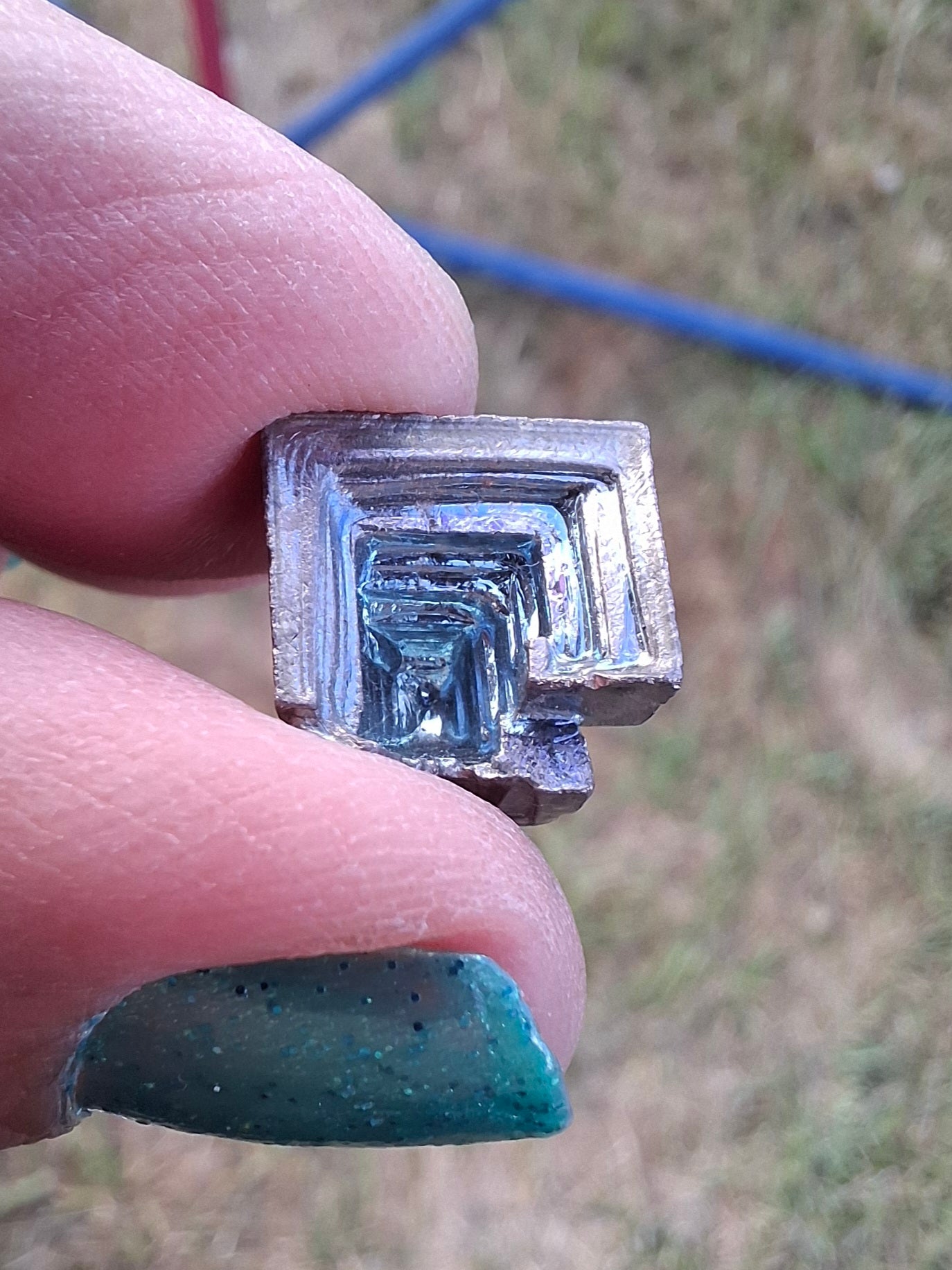 Small Bismuth, Crystal (Ref: BTH4)