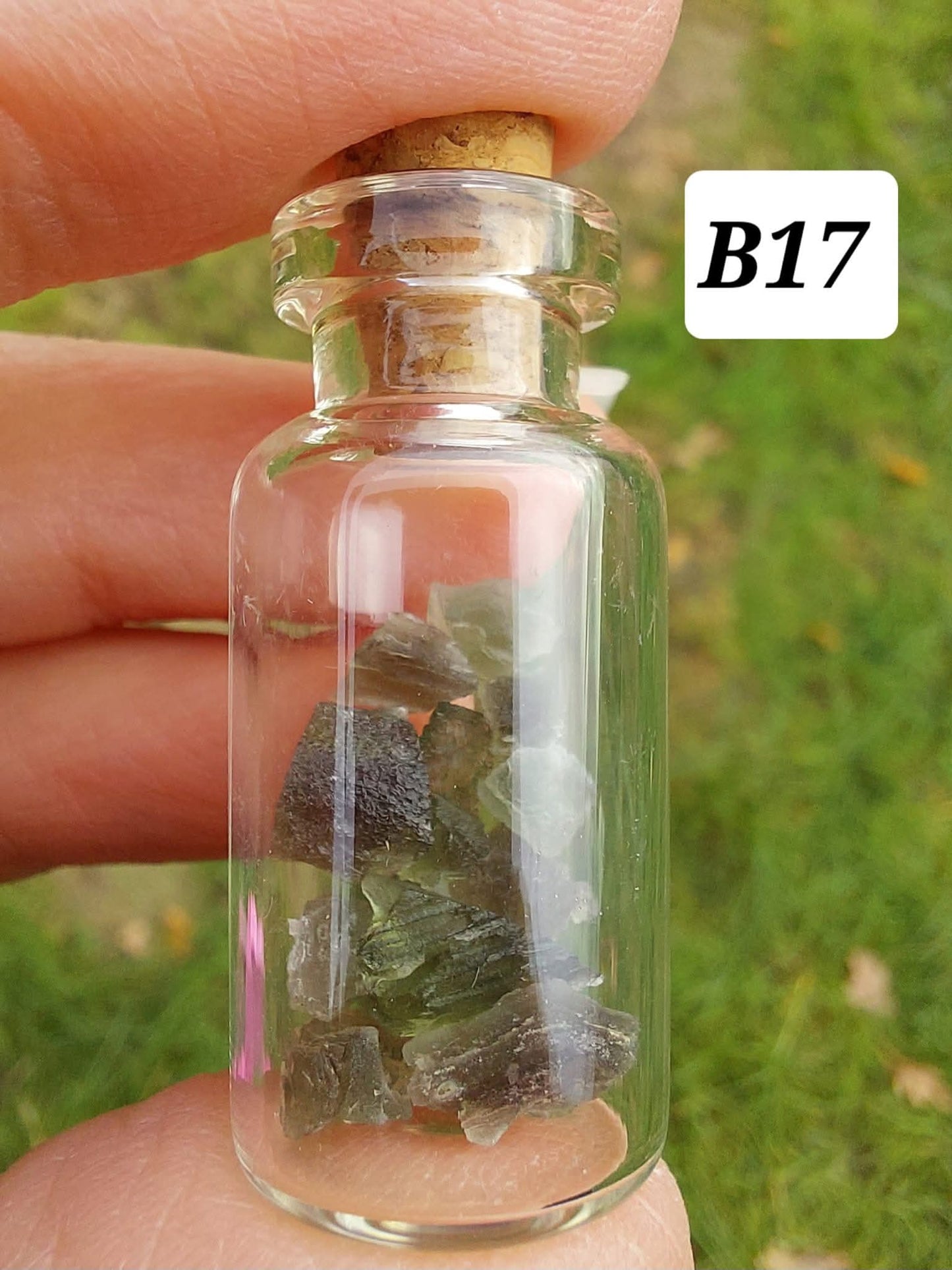 Moldavite chips (1.50g) in 3ml glass Bottle, Tektite (Ref: B17)