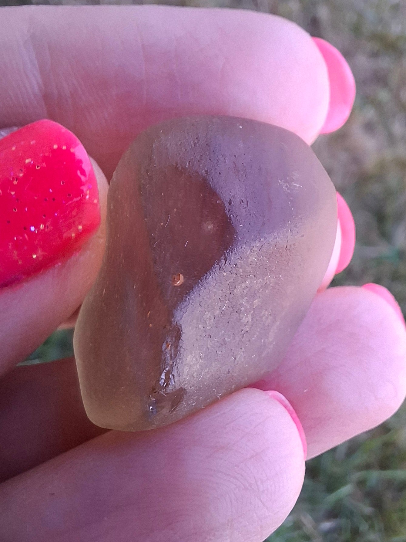 Libyan Desert Glass (darker) Piece, 9.54g, Tektite (Ref: L1371)