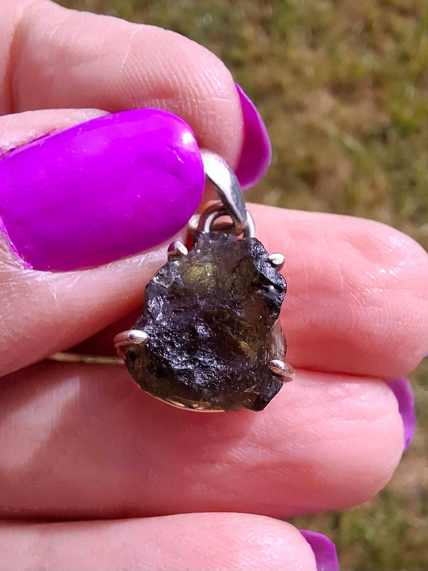 Moldavite Claw Pendant, 925 Silver, Tektite (Ref: P28)