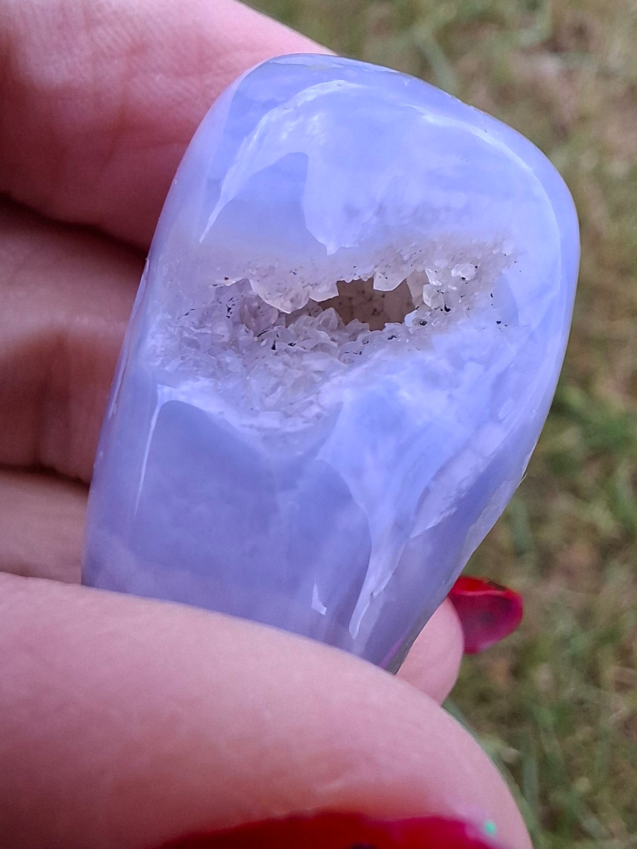 Blue Lace Agate, Tumble Stone, Crystal (Ref: T143)