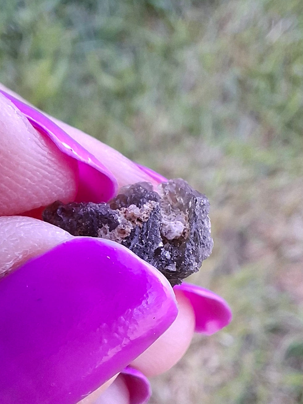 Moldavite Piece, 0.65g, Tektite (Ref: 1459)