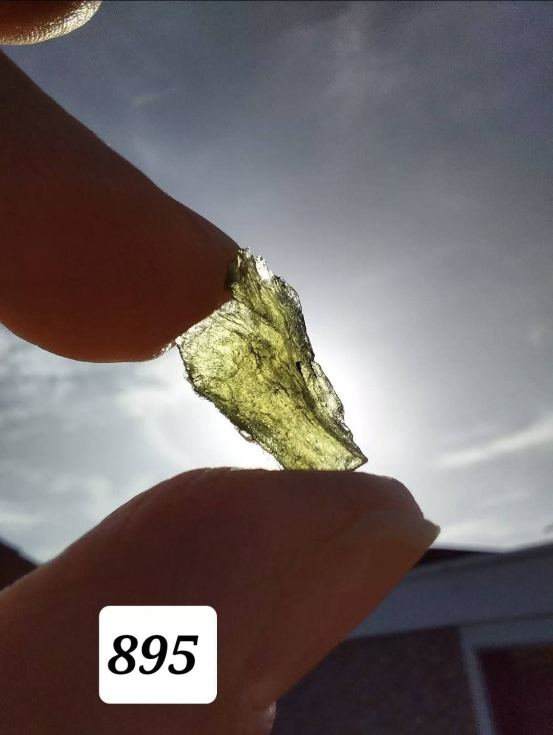 Moldavite Piece, 0.77g, Tektite (Ref: 895)