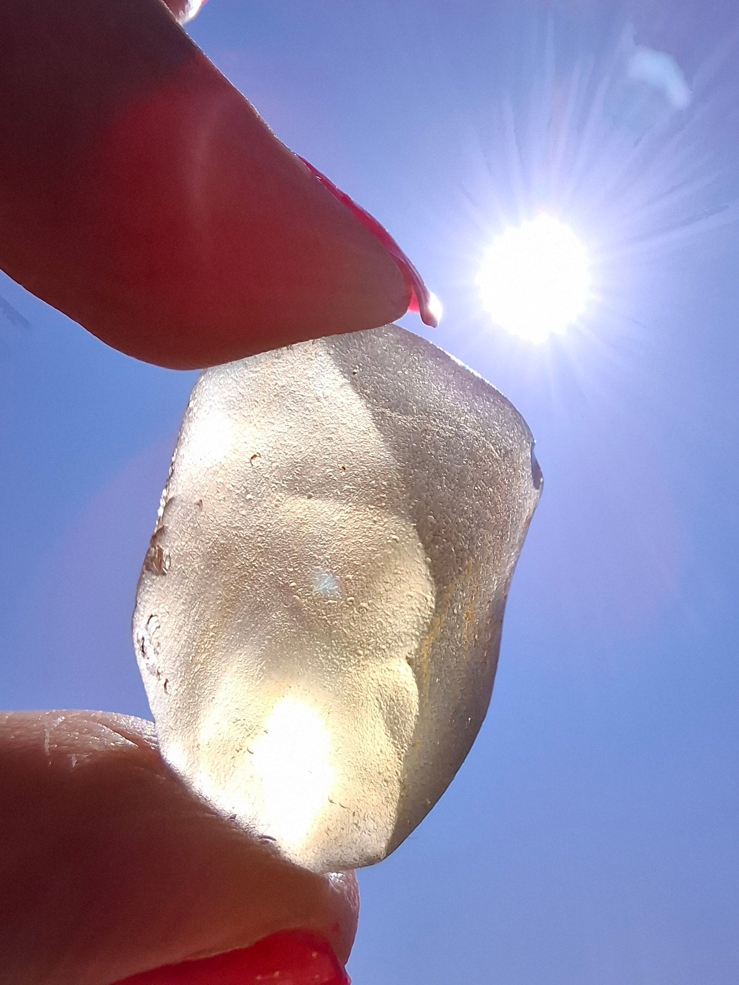 Libyan Desert Glass (darker) Piece, 9.54g, Tektite (Ref: L1371)