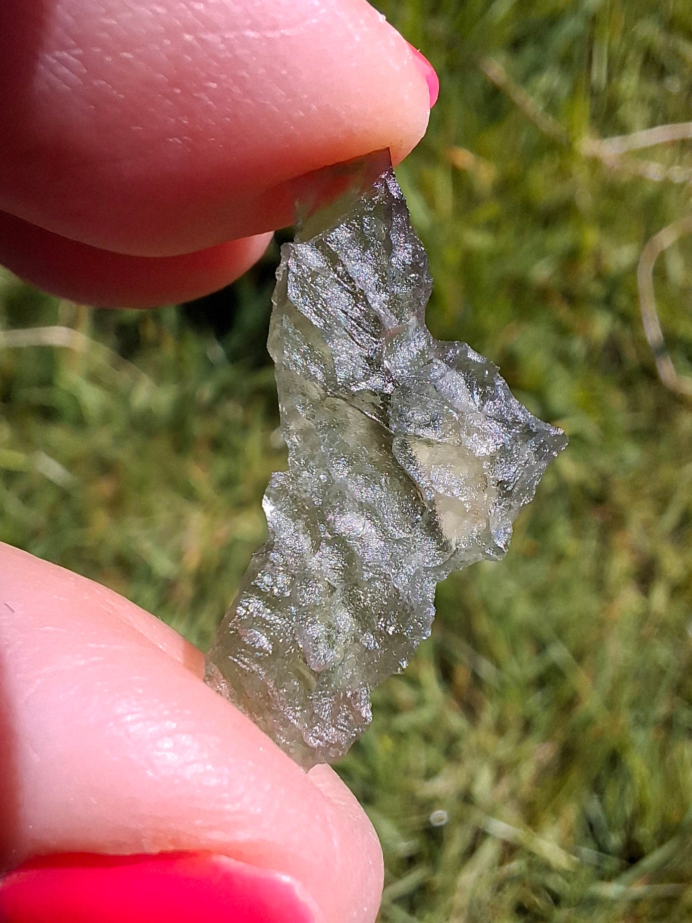 Moldavite Piece, 0.87g, Tektite (Ref: 1411)