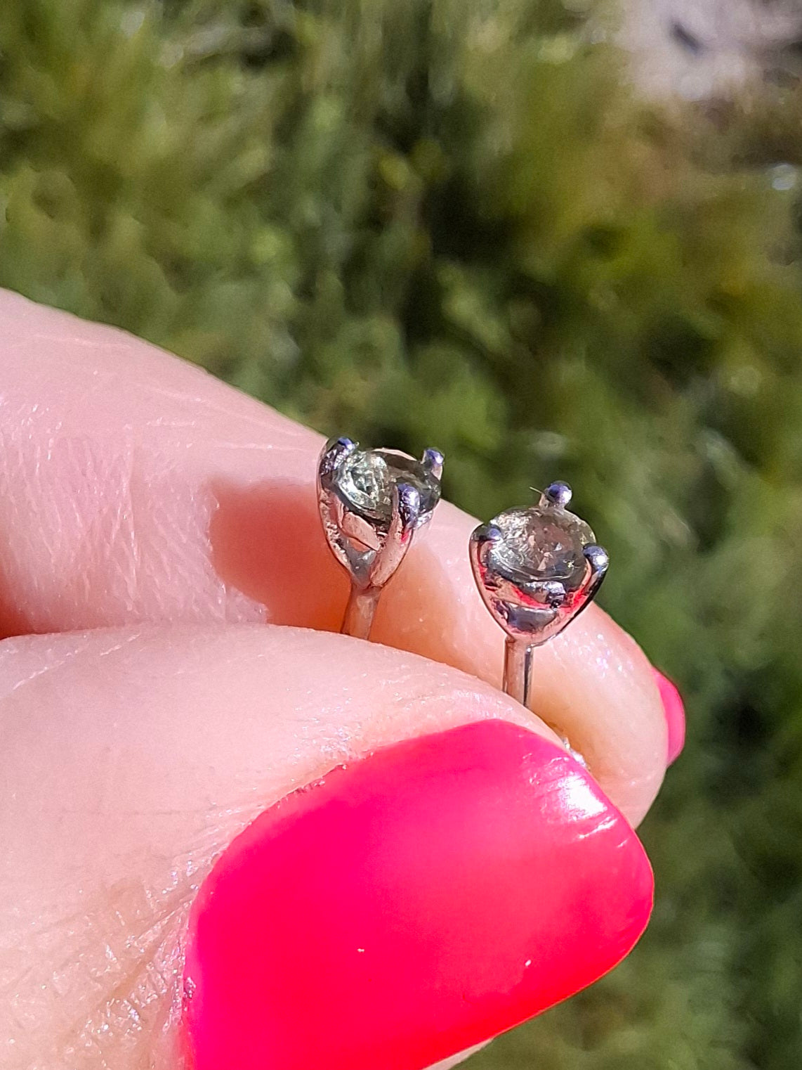 Moldavite (faceted) 3mm STUD EARRINGS, 925 Silver, Tektite (Ref: Pair57)