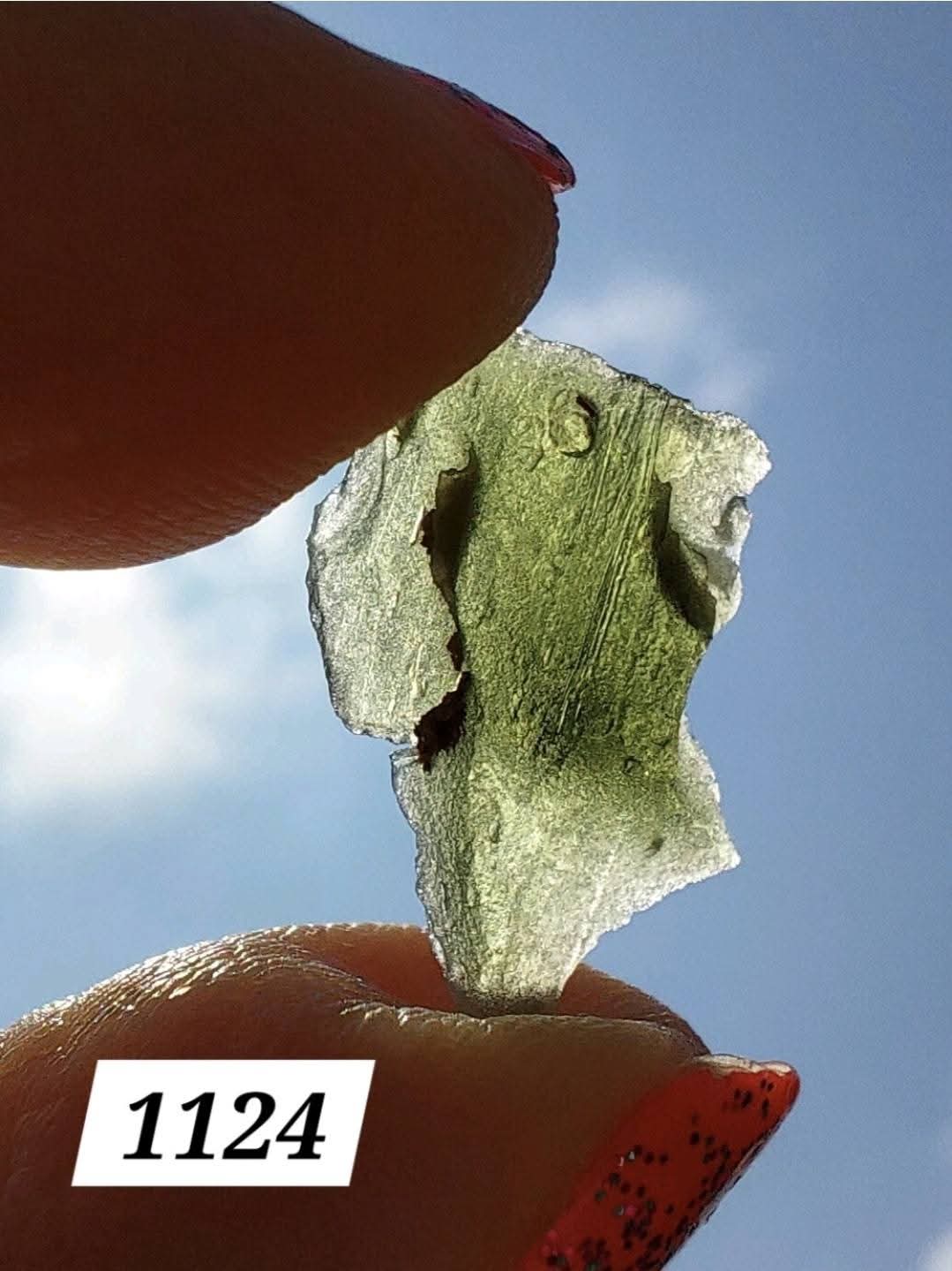 Moldavite Piece, 0.75g, Tektite (Ref: 1124)