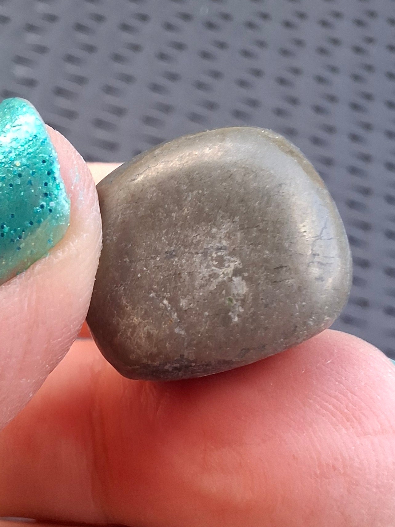 Apache Gold Tumble Stone, Crystal (Ref: T225)