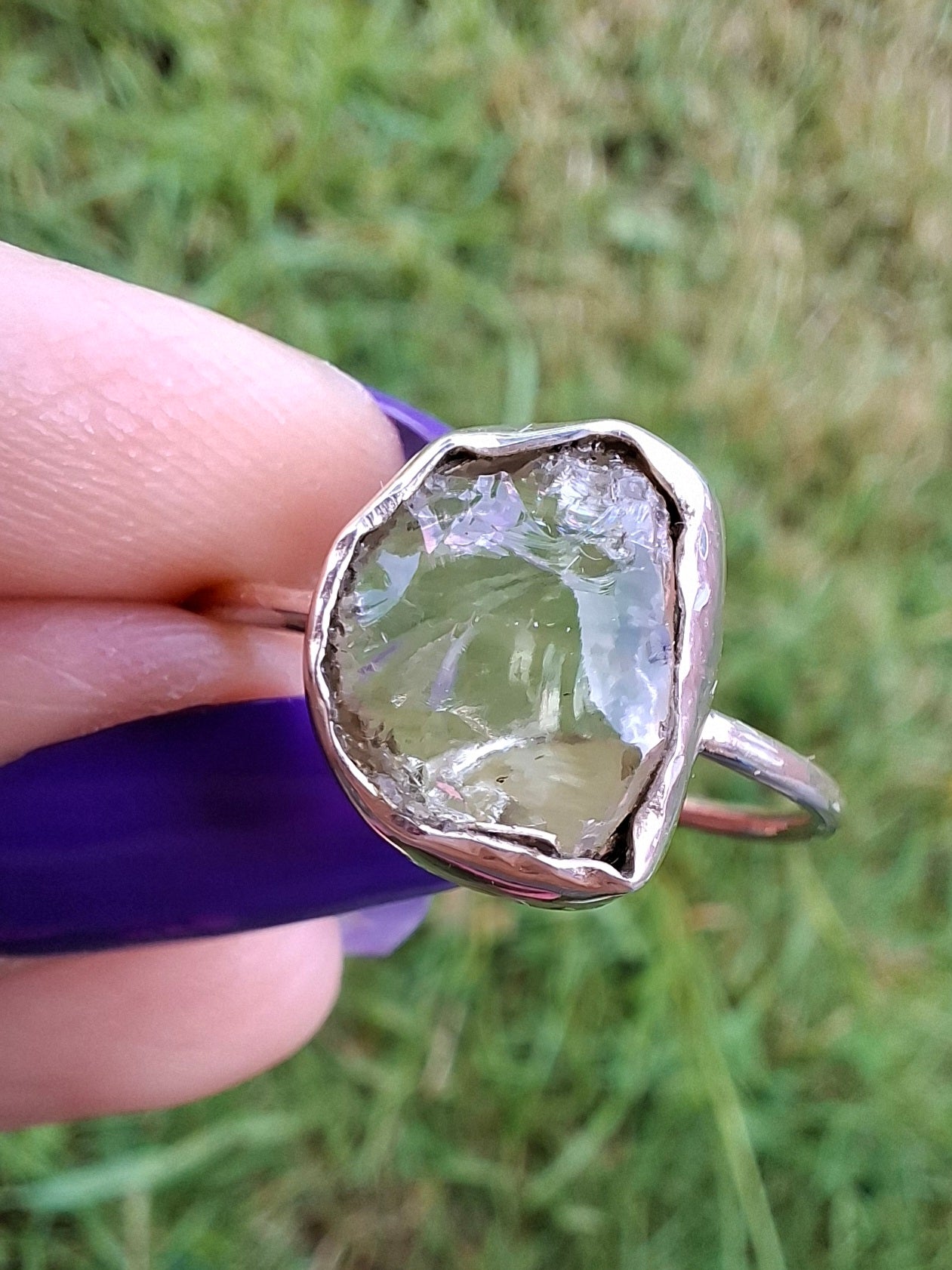 Libyan Desert Glass Ring, size large V, 925 Silver, Tektite (Ref: LR60)