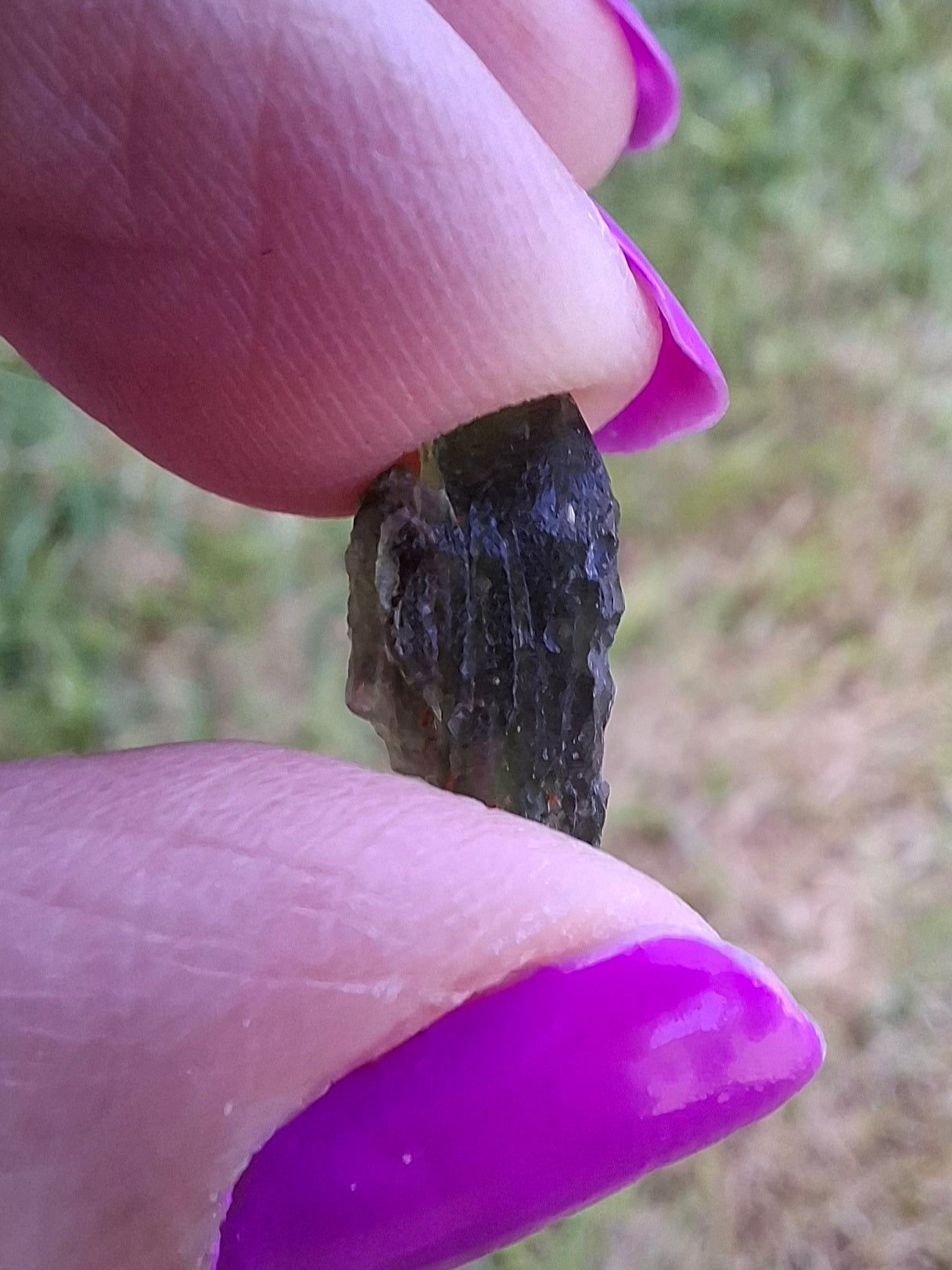 Moldavite Piece, 0.81g, Tektite (Ref: 1449)