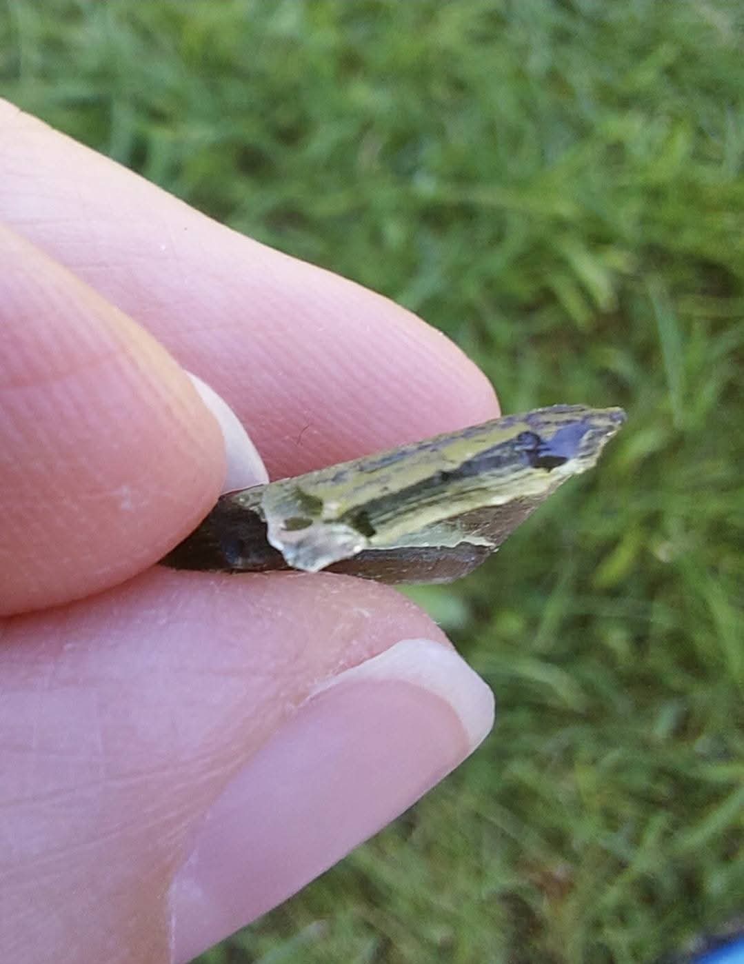Moldavite Piece, 0.80g, Tektite (Ref: 872)