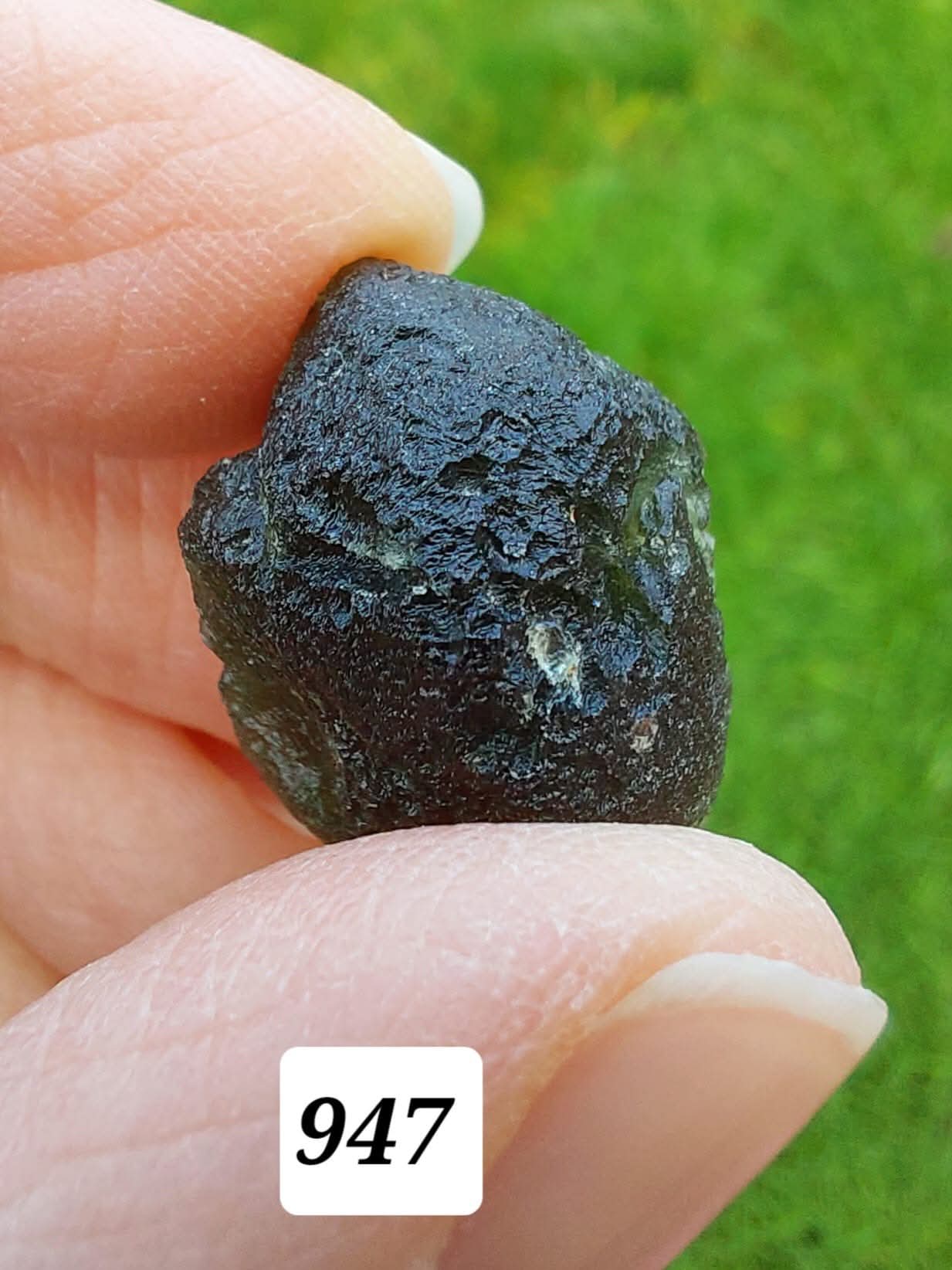 Moldavite Piece, NESMEN,  5.48g, Tektite (Ref: 947)