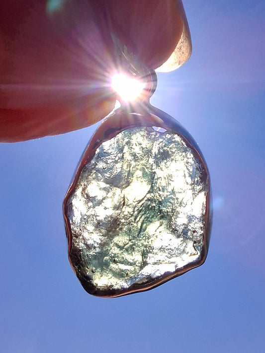Moldavite Pendant, 925 Silver, Tektite (Ref: P441)