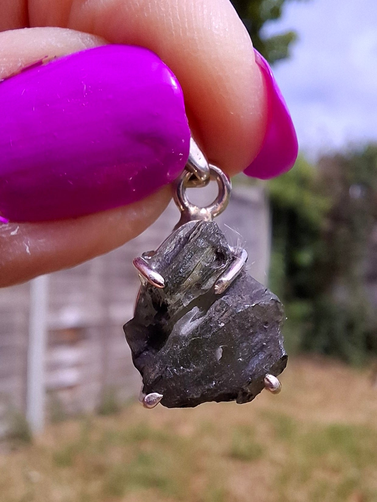 Moldavite Claw Pendant, 925 Silver, Tektite (Ref: P26)