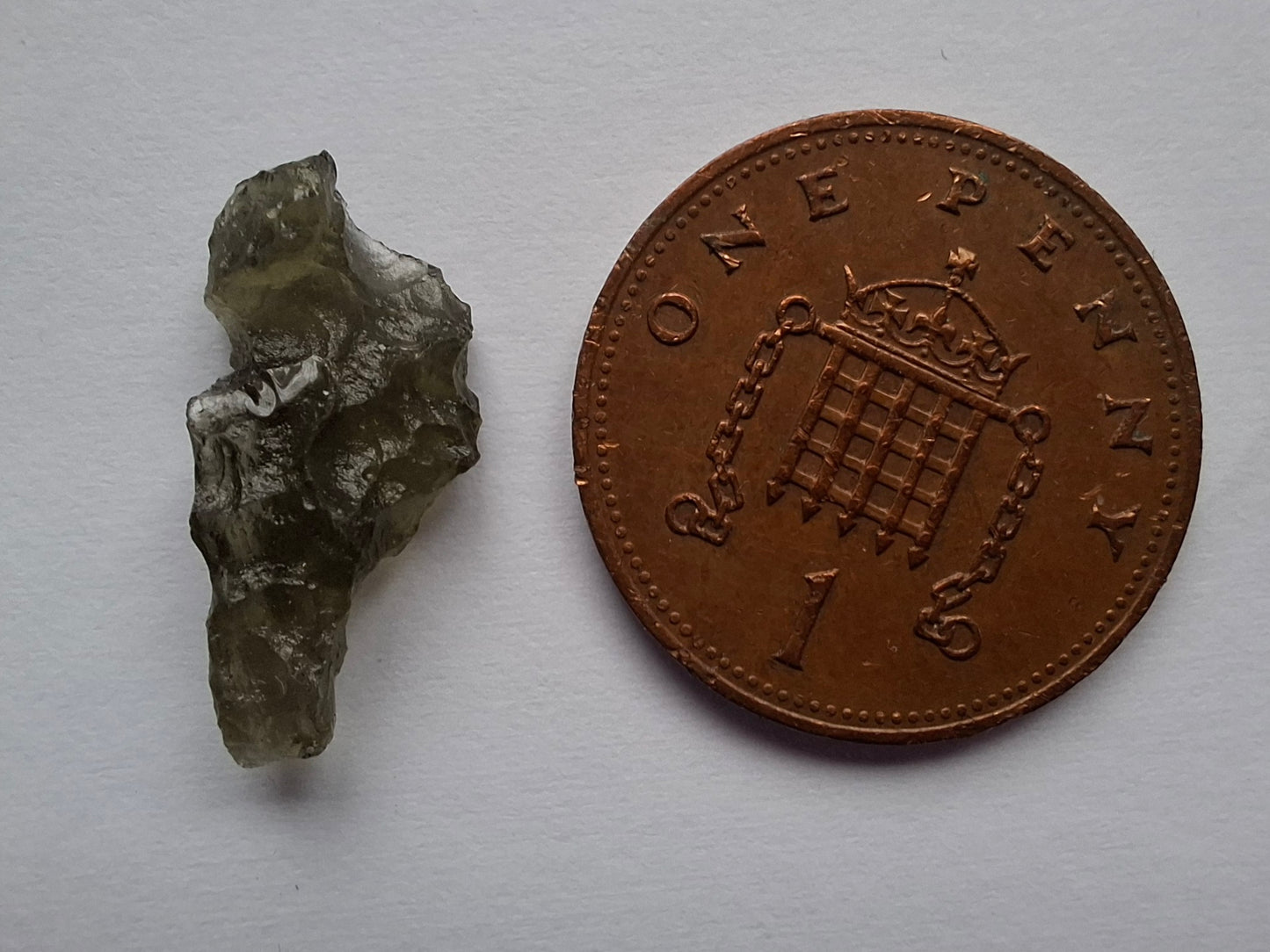 Moldavite Piece, 0.61g, Tektite (Ref: 1457)