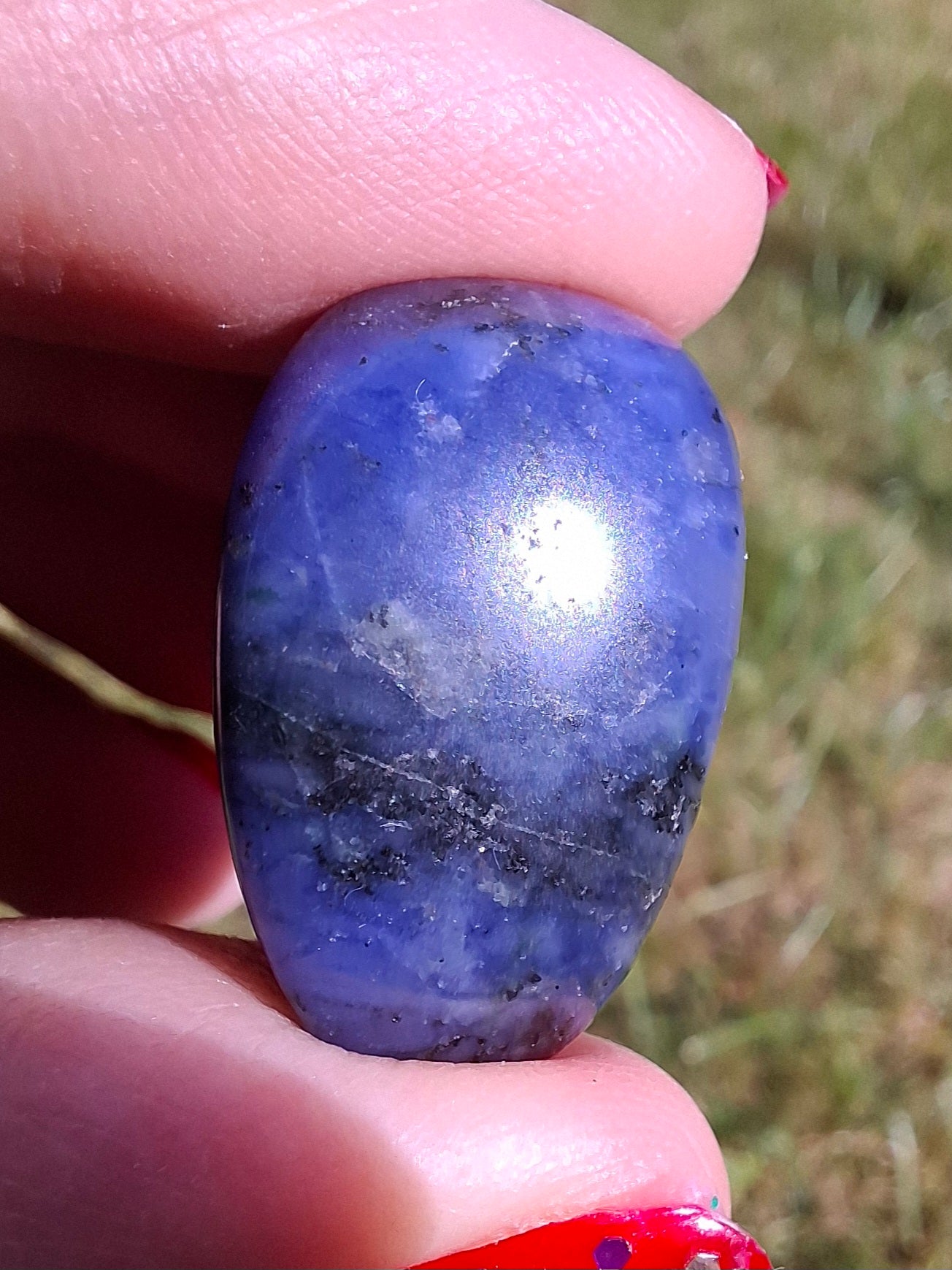Sodalite, Tumble Stone, Crystal (Ref: T151)