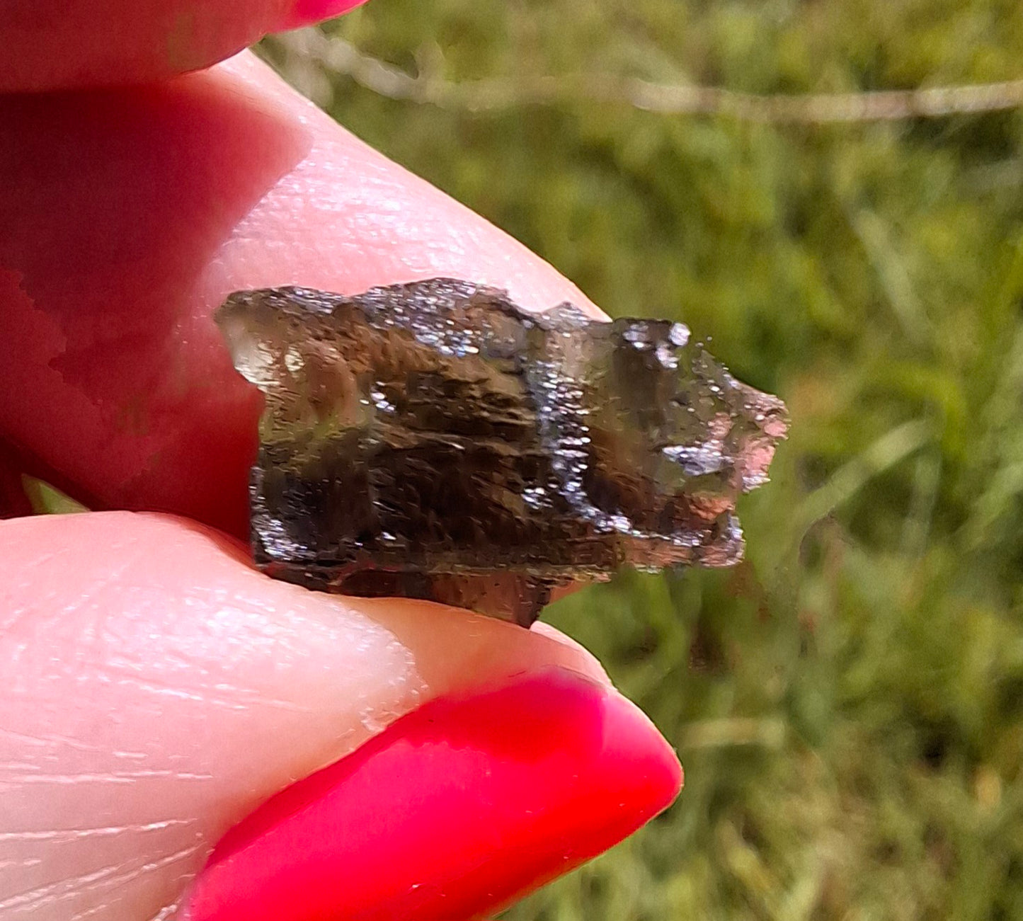 Moldavite Piece, 0.90g, Tektite (Ref: 1412)