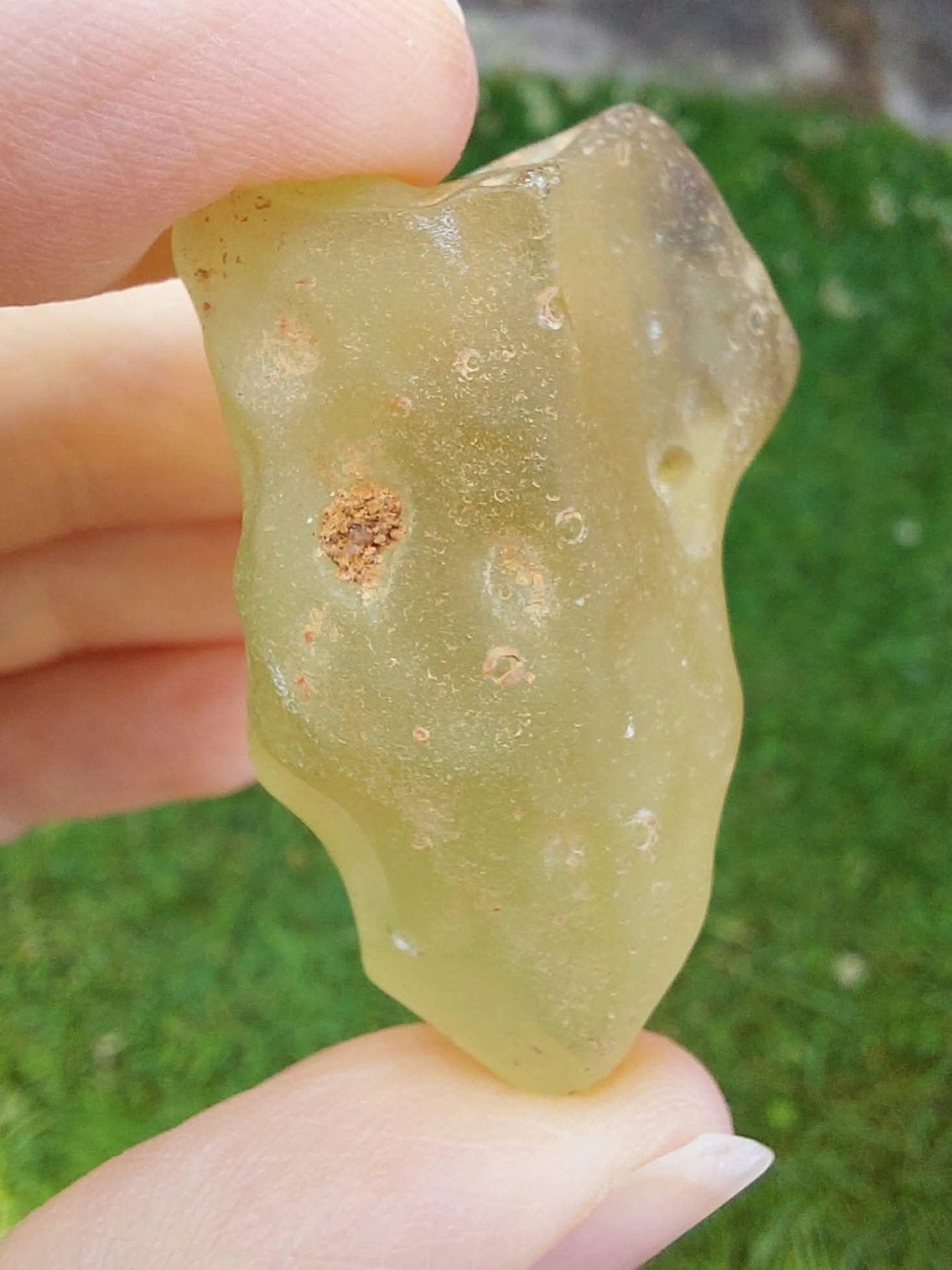 Libyan Desert Glass Piece, 29.87g, Tektite (Ref: LE238)