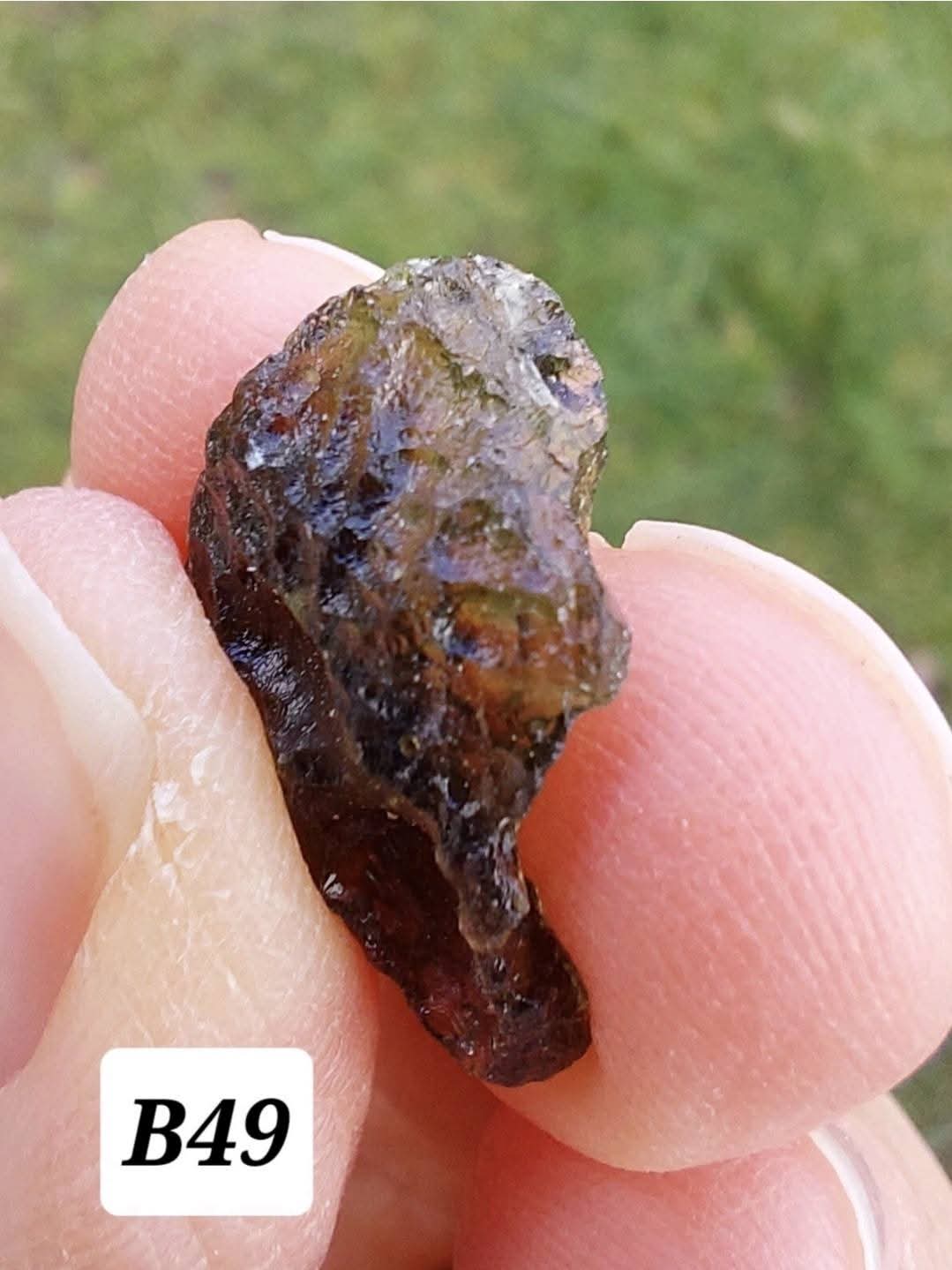 Moldavite Piece, 1.48g, Tektite (Ref: B49)