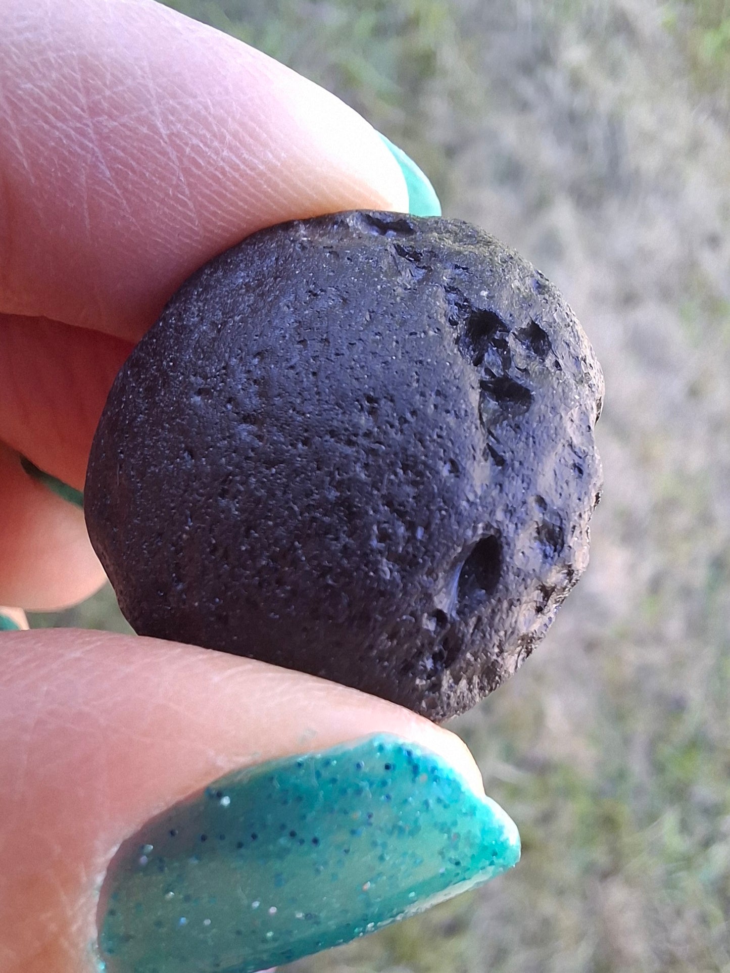 Philippinite (Rizalite), 9.24g, Tektite