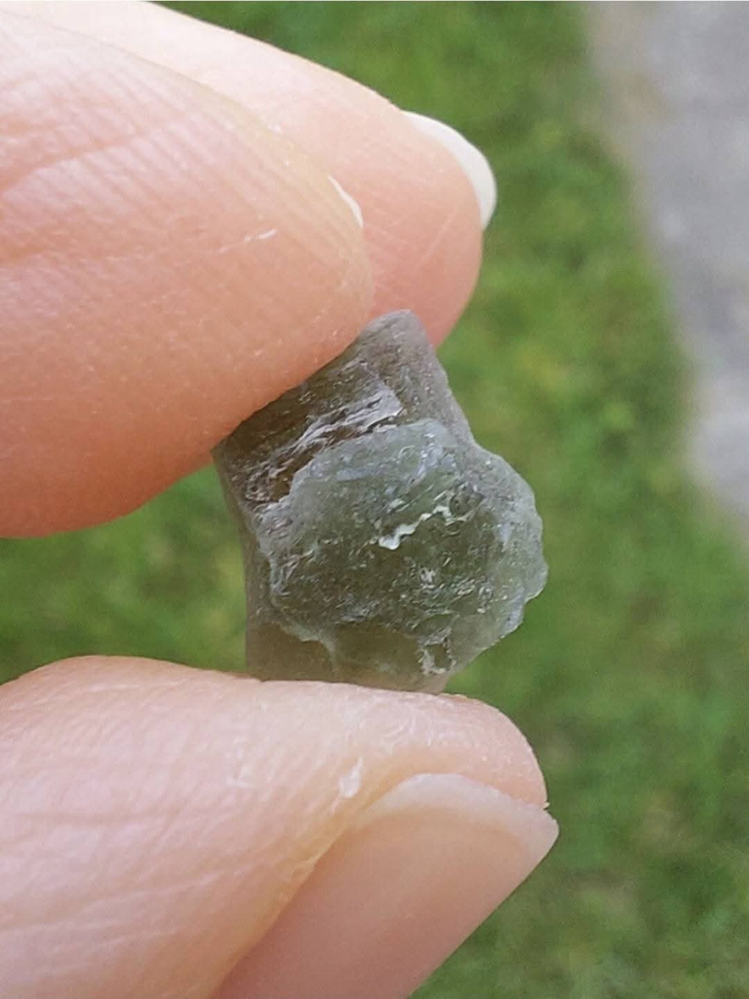 Moldavite Piece, 0.54g, Tektite (Ref: E255)