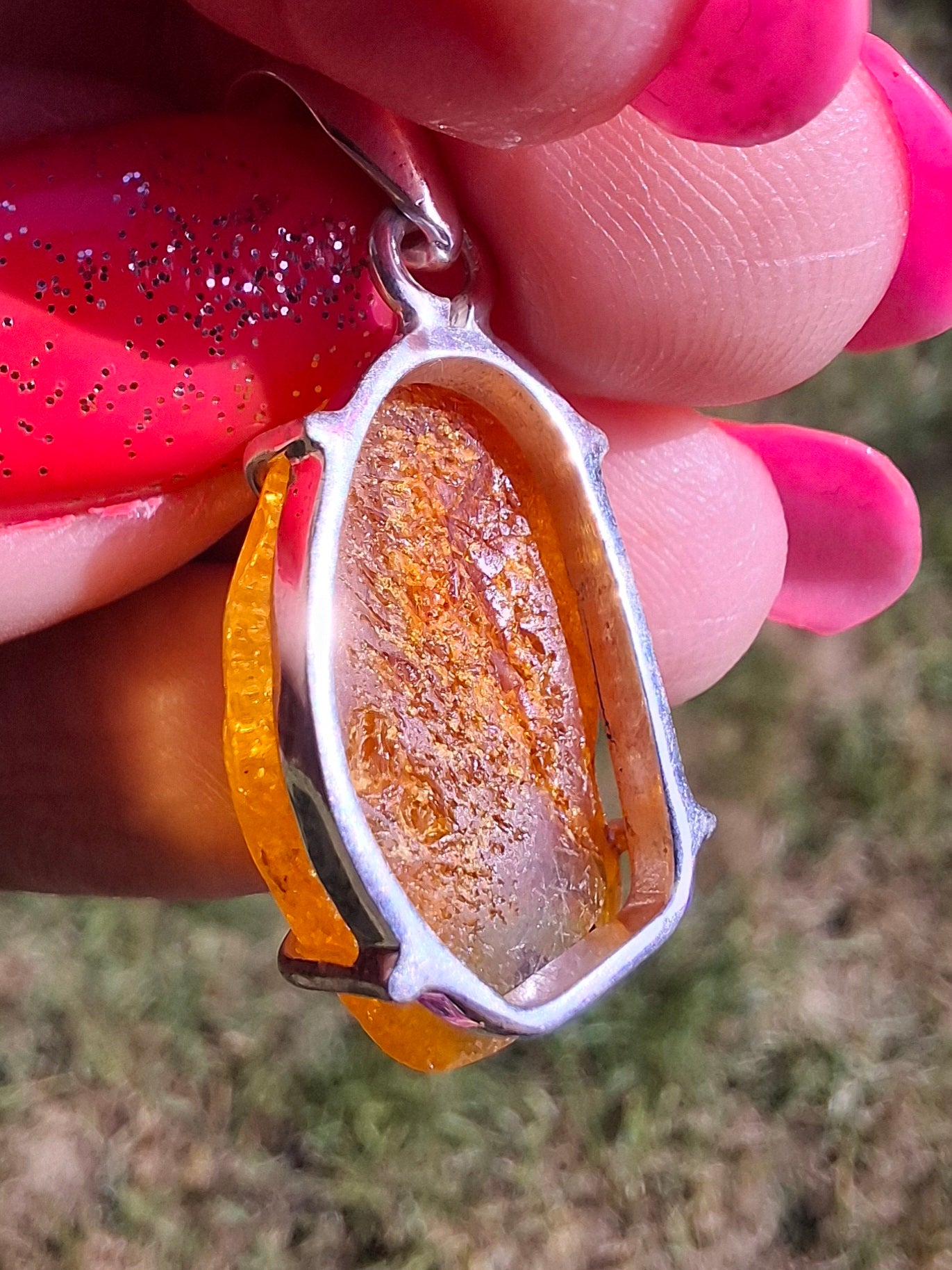 Baltic Amber Pendant, 925 Silver, Fossil (Ref: AP11)