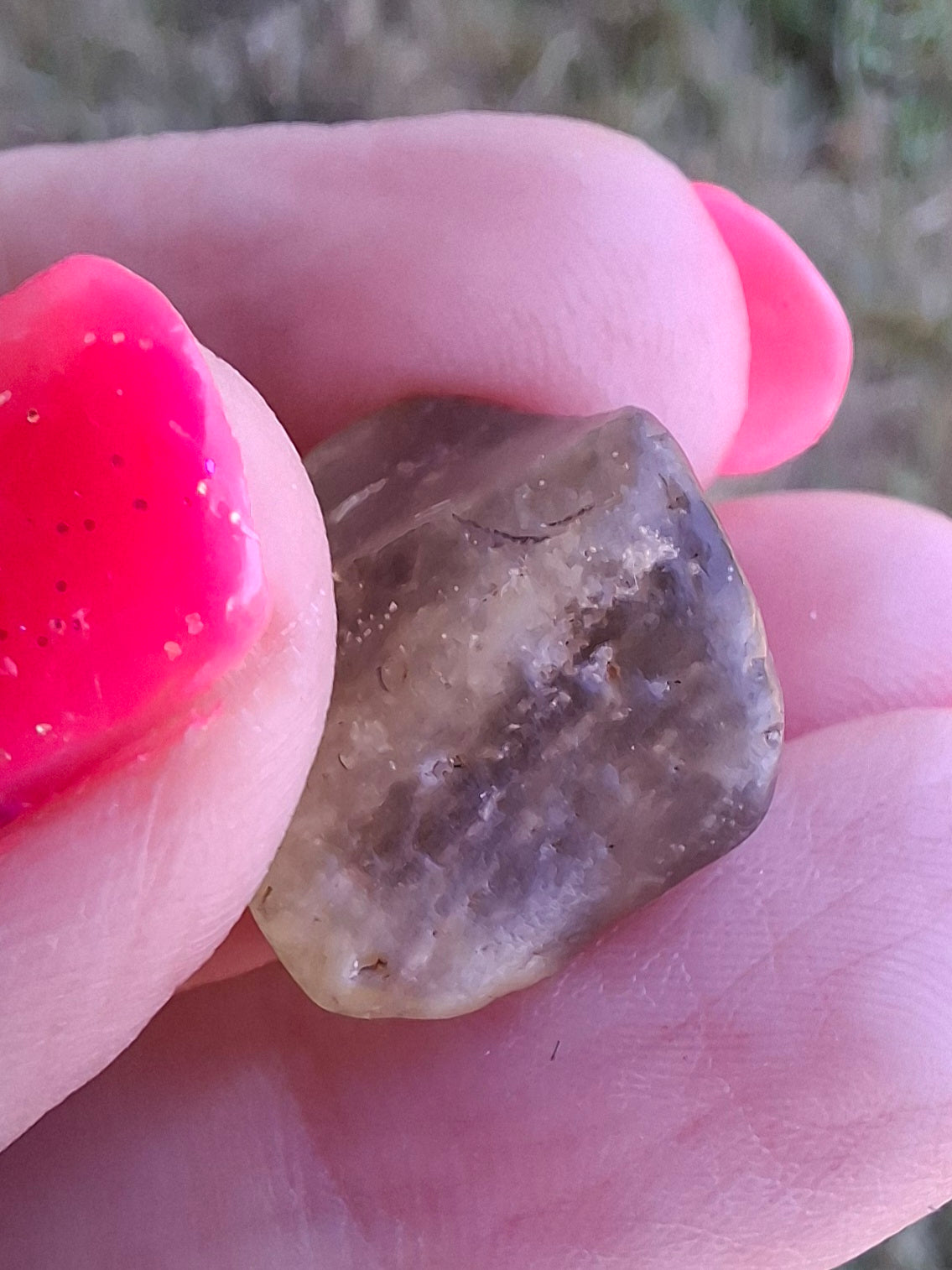 Libyan Desert Glass (darker) Piece, 4.92g, Tektite (Ref: L1364)