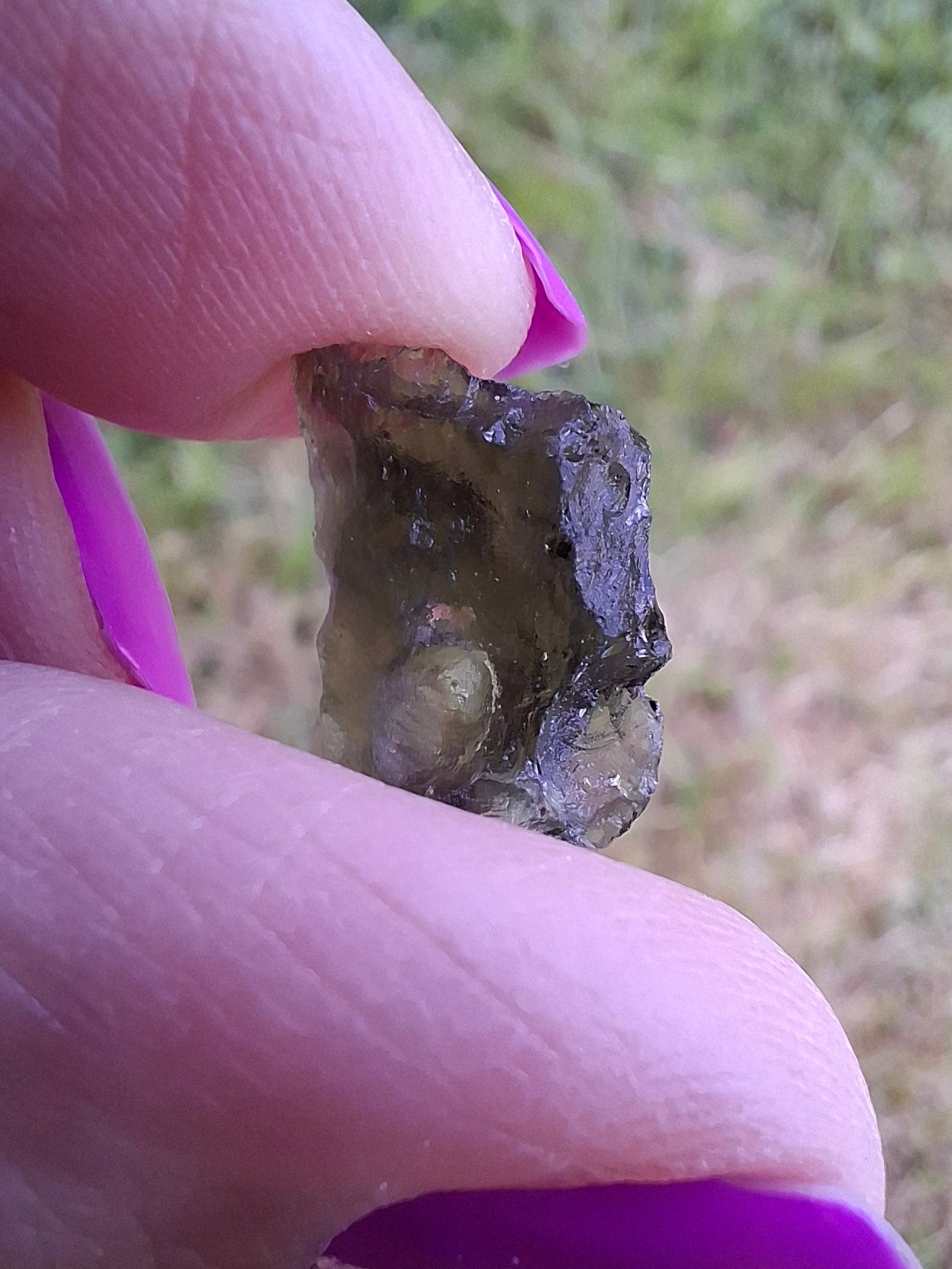 Moldavite Piece, 0.82g, Tektite (Ref: 1454)