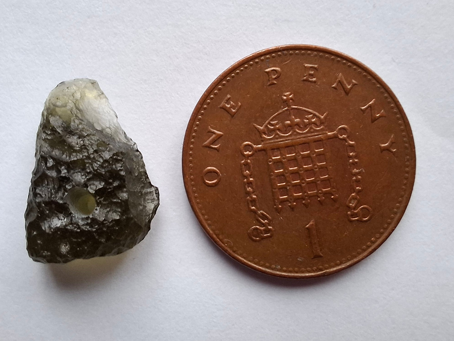 DRILLED, Moldavite Piece, 1.07g, Tektite (Ref: D30)