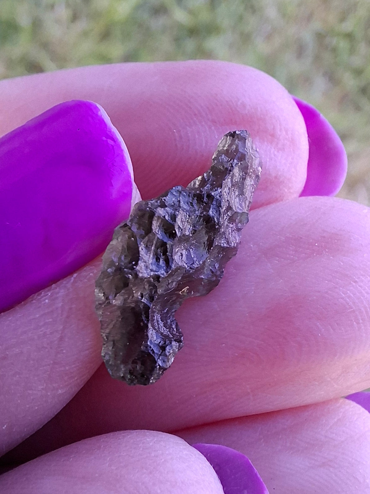 Moldavite Piece, 0.61g, Tektite (Ref: 1457)