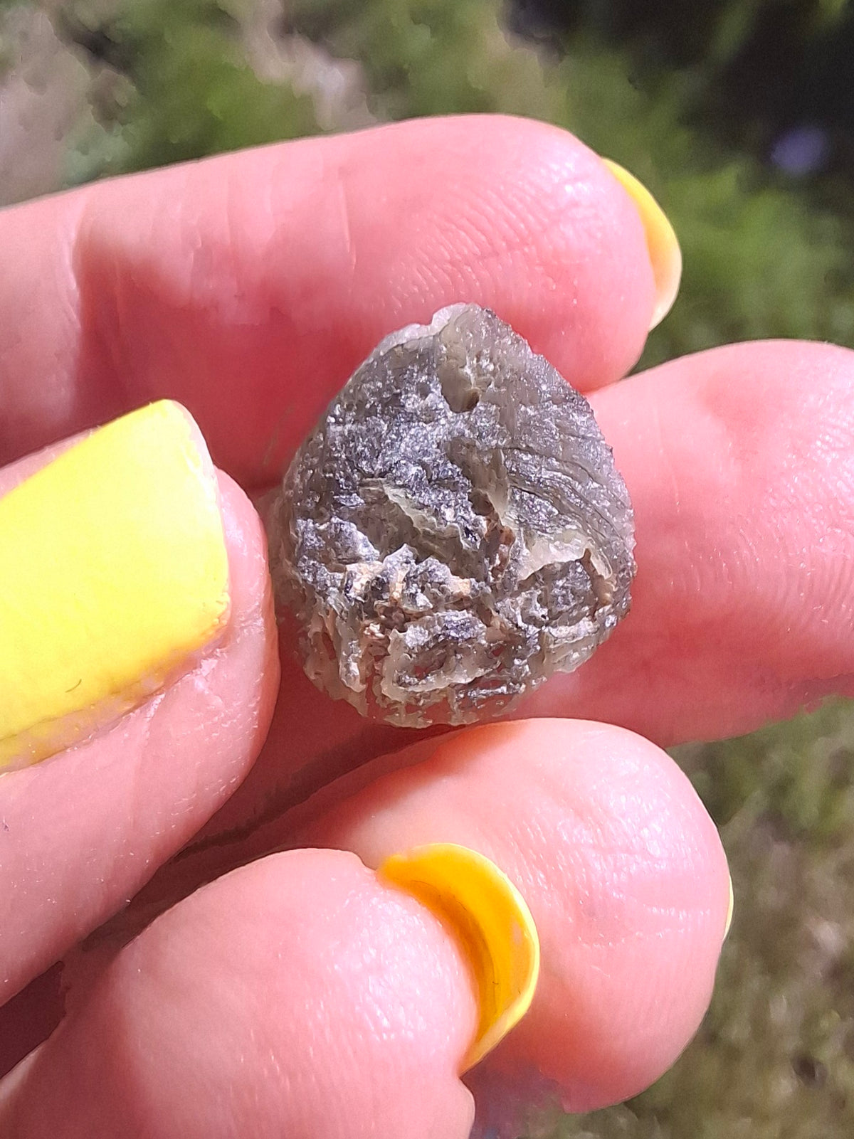 Moldavite Piece, 2.09g, Tektite (Ref: 1510)