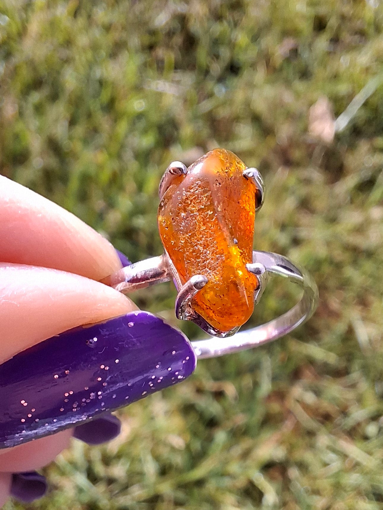 Baltic Amber Ring, size large V, 925 Silver, Fossil (Ref: AR26)