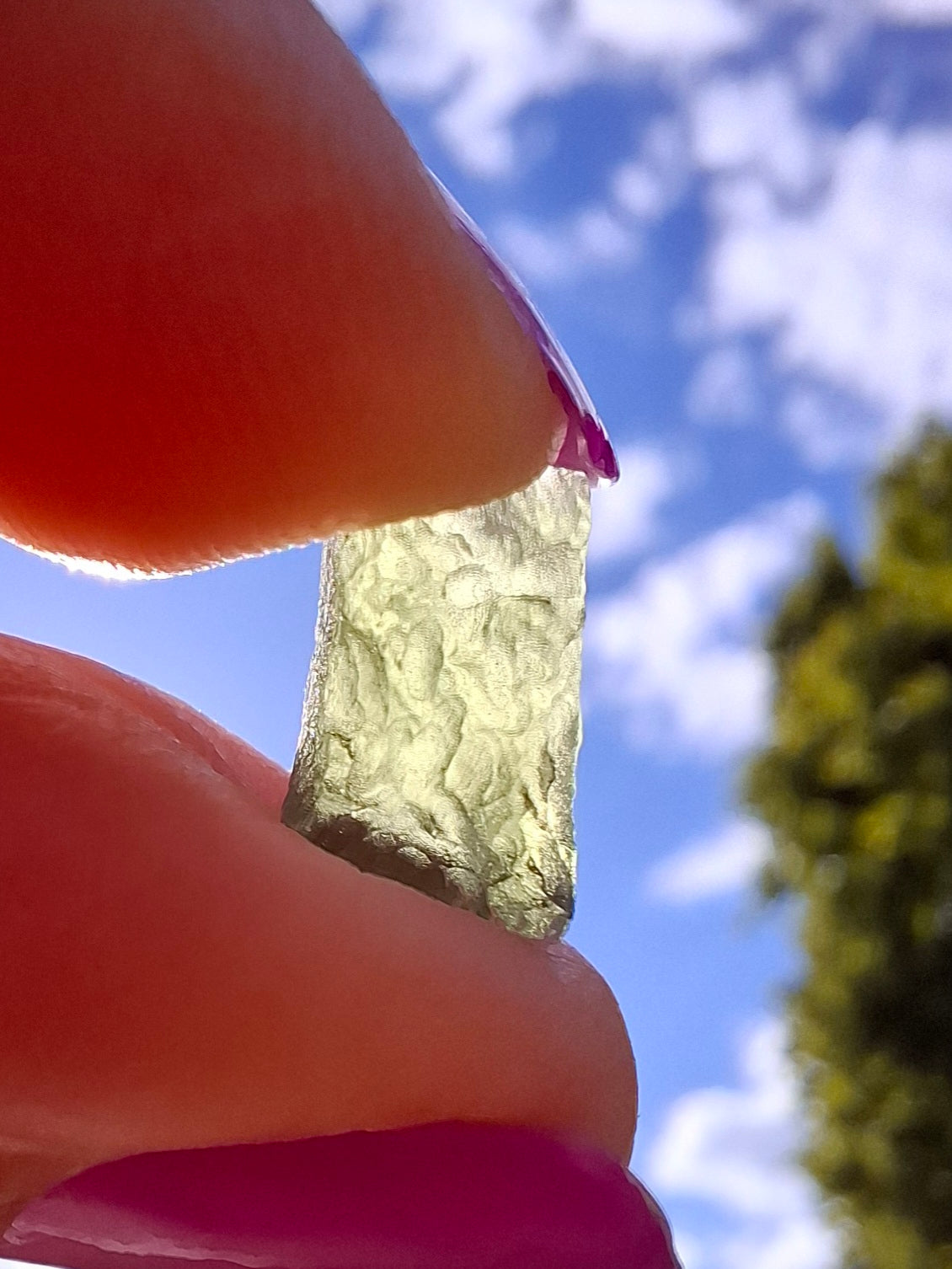 Moldavite Piece, 0.57g, Tektite (Ref: 1439)