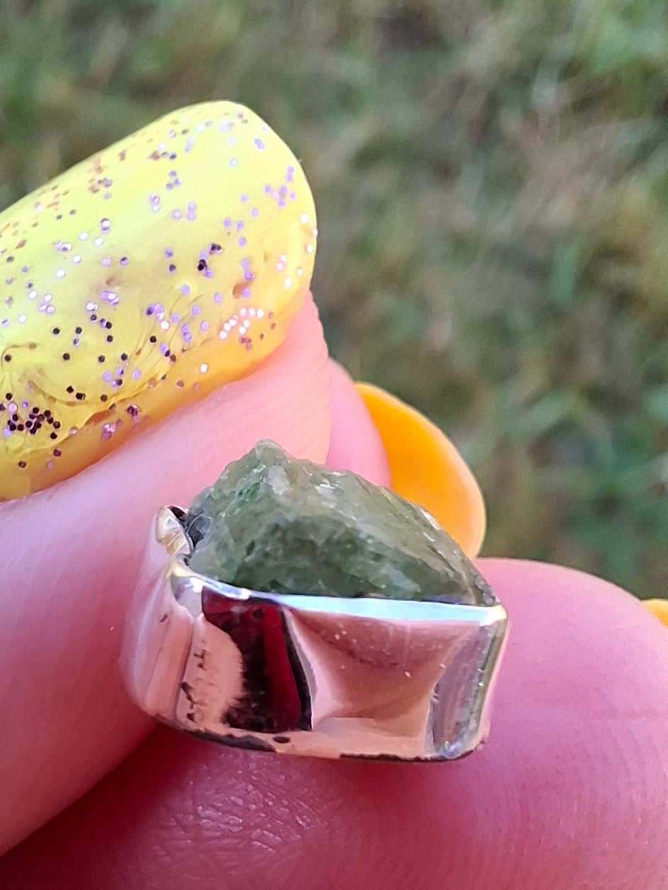 Green Tourmaline Pendant, 925 Silver, Crystal (Ref: GT11)
