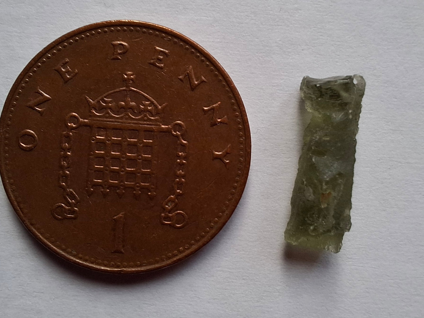 Moldavite Piece, 0.40g, Tektite (Ref: 1487)