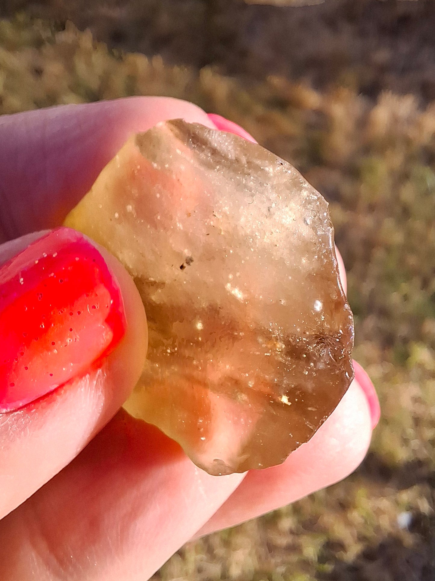 Libyan Desert Glass (darker) Piece, 12.00g, Tektite (Ref: L1377)