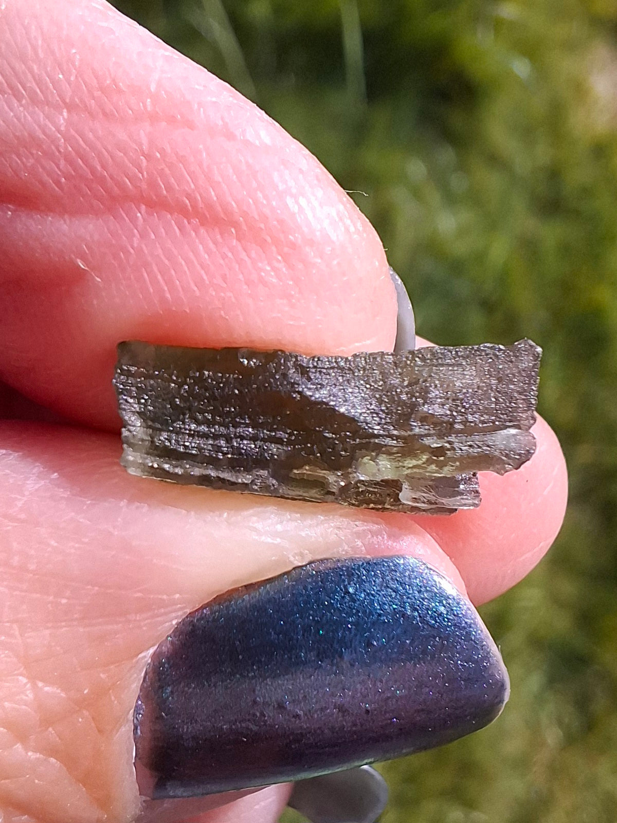 Moldavite Piece, 0.93g, Tektite (Ref: 1391)