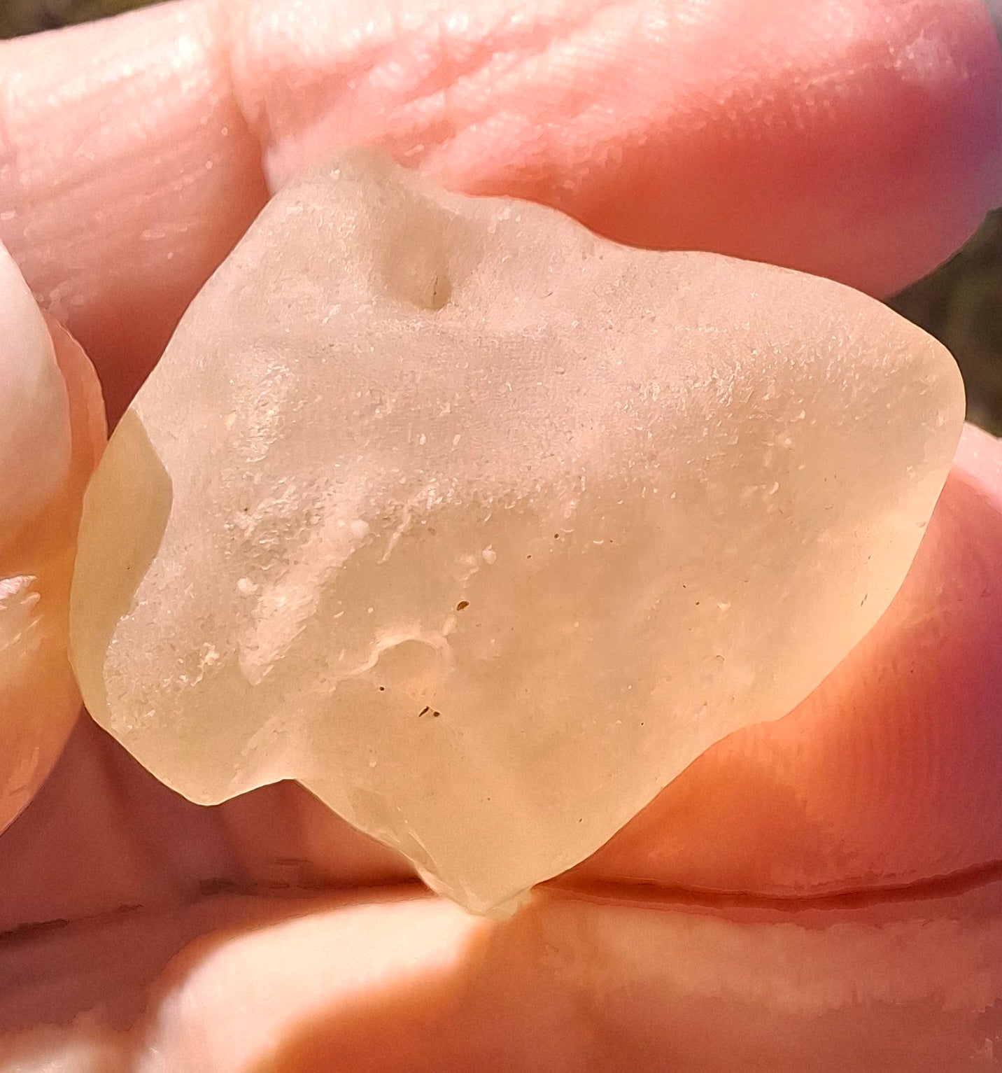 Libyan Desert Glass Piece, 12.90g, Tektite (Ref: LE243)